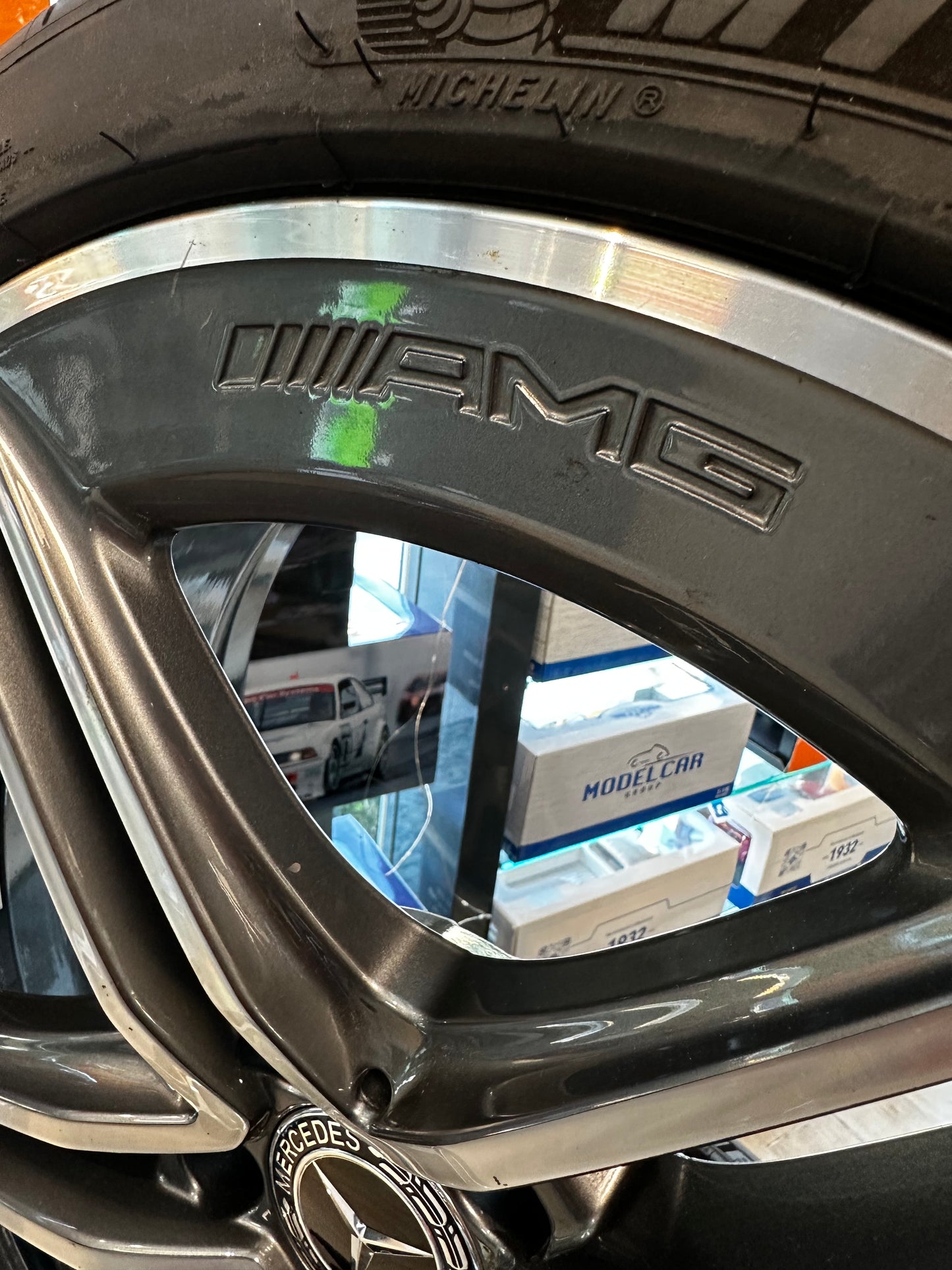 Като Нови Mercedes A45 W177 CLA45 W118 E Klasse W212 AMG 19 Zoll Мерцедес А45 В177 ЦЛА45 В118 Е Класа В212 19 цола джанти летен комплект летни гуми