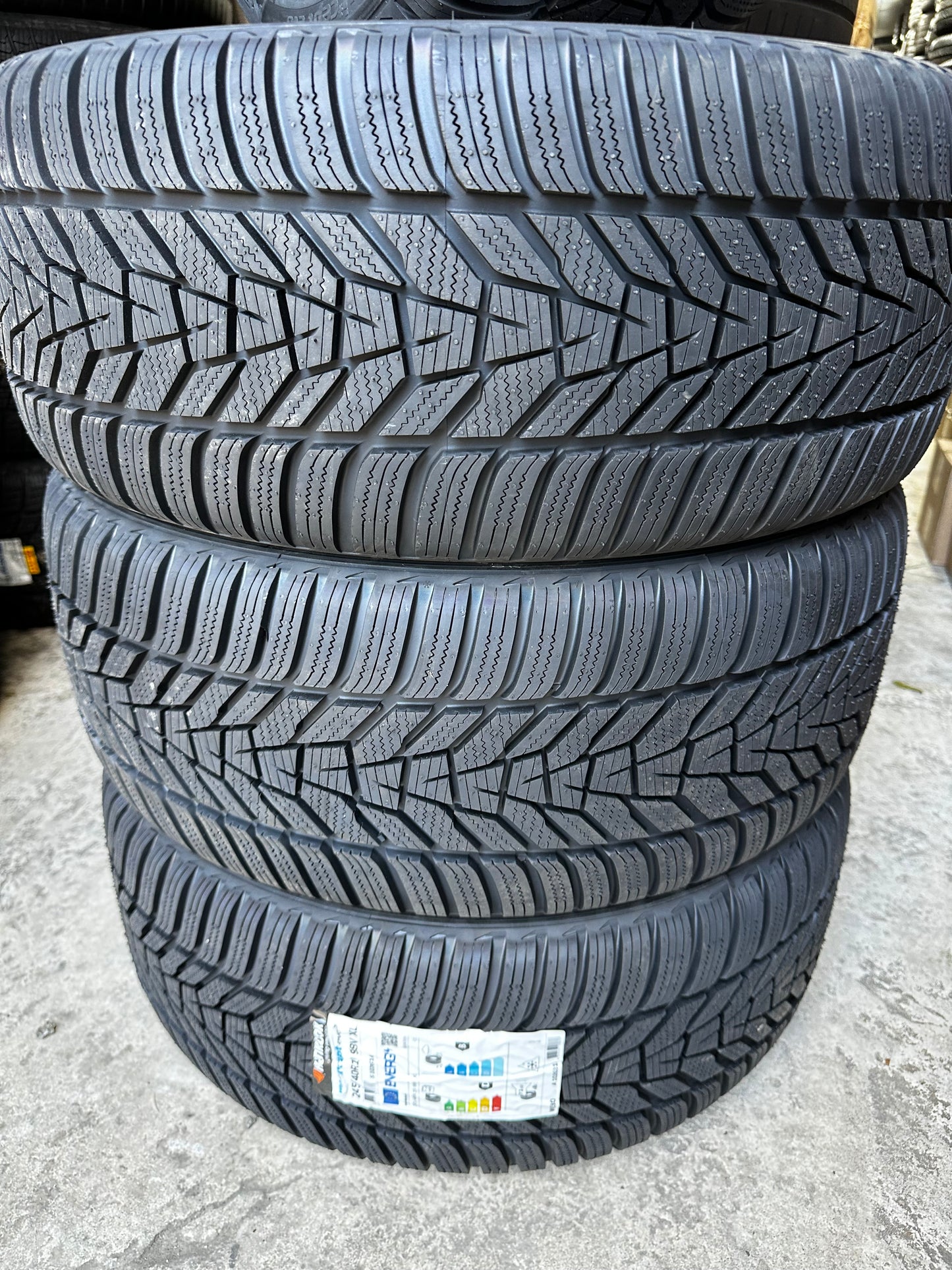 Нови Оригинал Mercedes E Klasse W213 AMG 19 Zoll Мерцедес E класа W213 19 цола зимен комплект зимни гуми