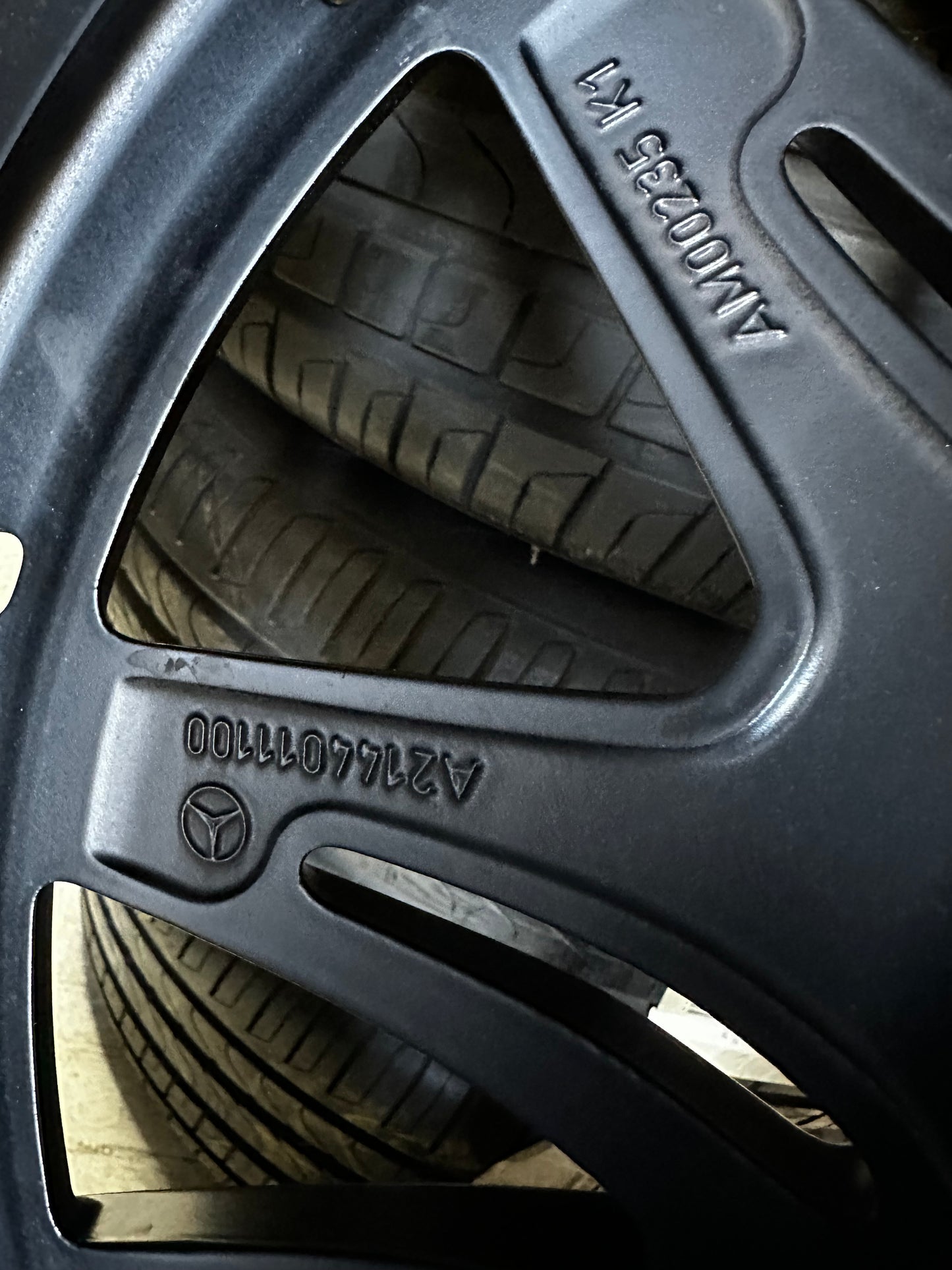 Като Нови Оригинал Mercedes E53 AMG Klasse 20 Zoll W214 Мерцедес Е53 АМГ класа W214 20 цола джанти зимен комплект зимни гуми