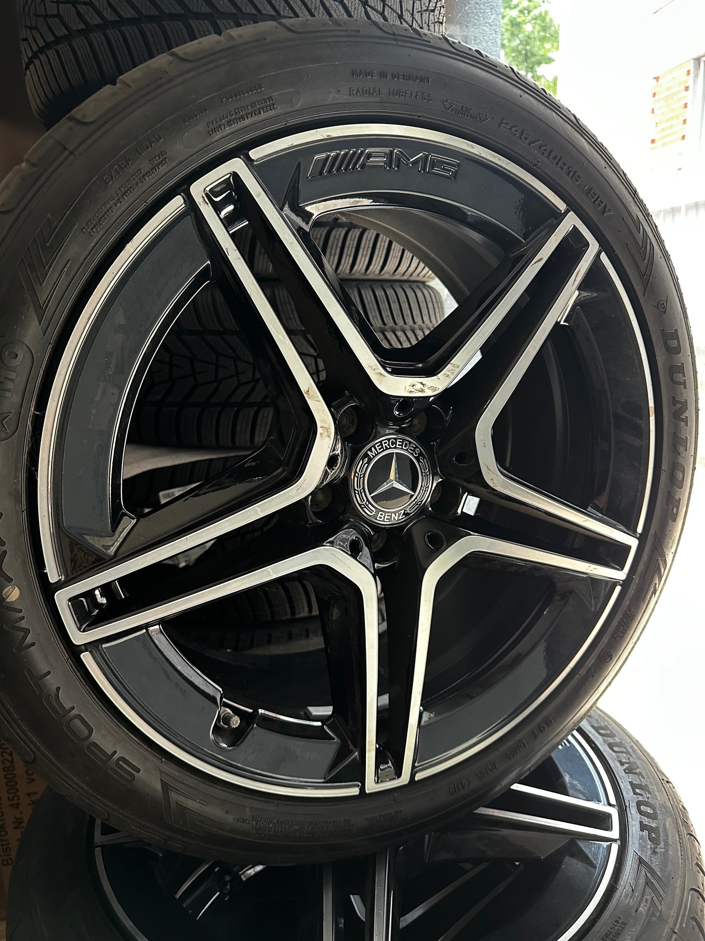 Като Нови Mercedes Cls klasse W257 19 Zoll AMG Мерцедес Цлс класа 19 цола AMG джанти летен комплект летни гуми