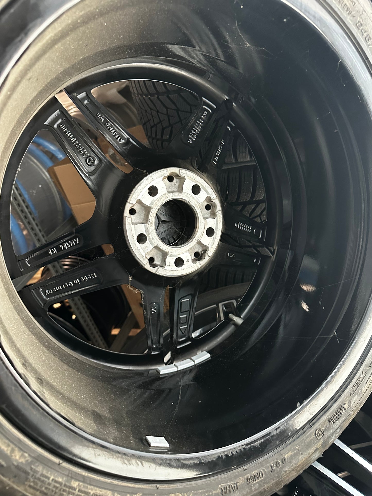 Като Нови Mercedes Cls klasse W257 19 Zoll AMG Мерцедес Цлс класа 19 цола AMG джанти летен комплект летни гуми