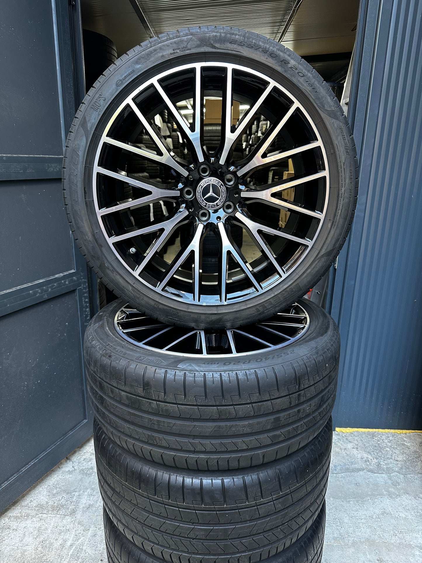 Оригинал Mercedes S Klasse W223 V223 20 Zoll Мерцедес С Класа W223 V223 20 цола джанти летен комплект летни гуми