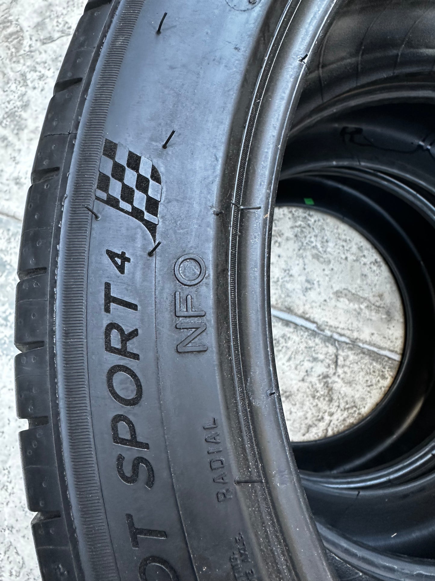 Употребявани летни Гуми Michelin Pilot Sport 4S 255/45 20 - 285/40 20 Цола Михелин