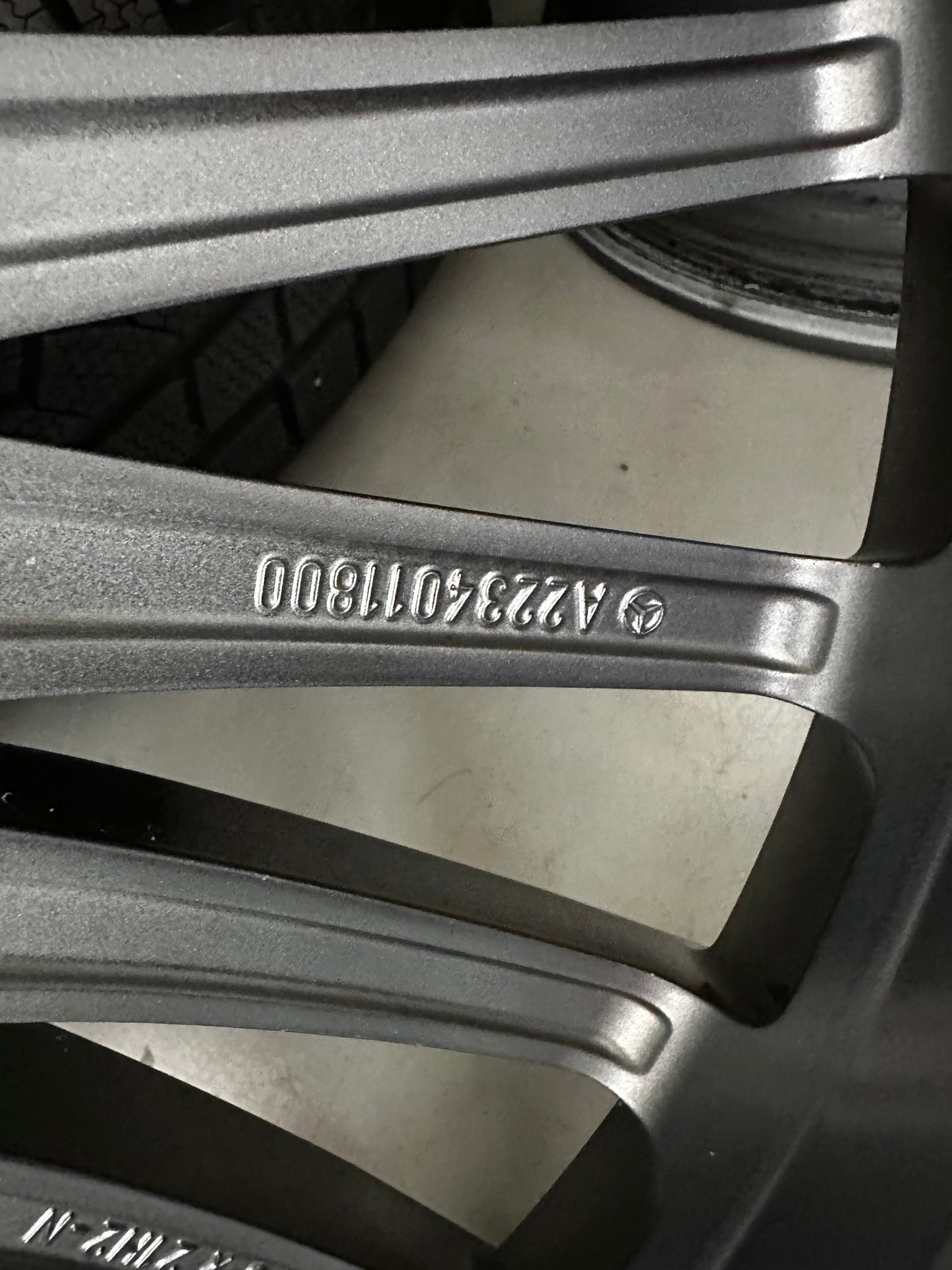 Оригинални Mercedes S Klasse W223 AMG 21 Zoll Мерцедес С Класа W223 Алуминиеви джанти AMG 21 цола A2234011700 A2234011800 9J 10J