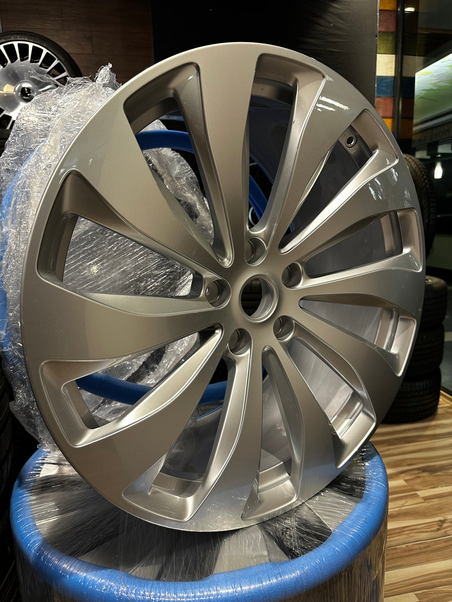 Нови Bentley Continental Flying Spur 22 Zoll Бентли Континентал Алуминиеви джанти 22 цола 3SE601025R 3SE601025S