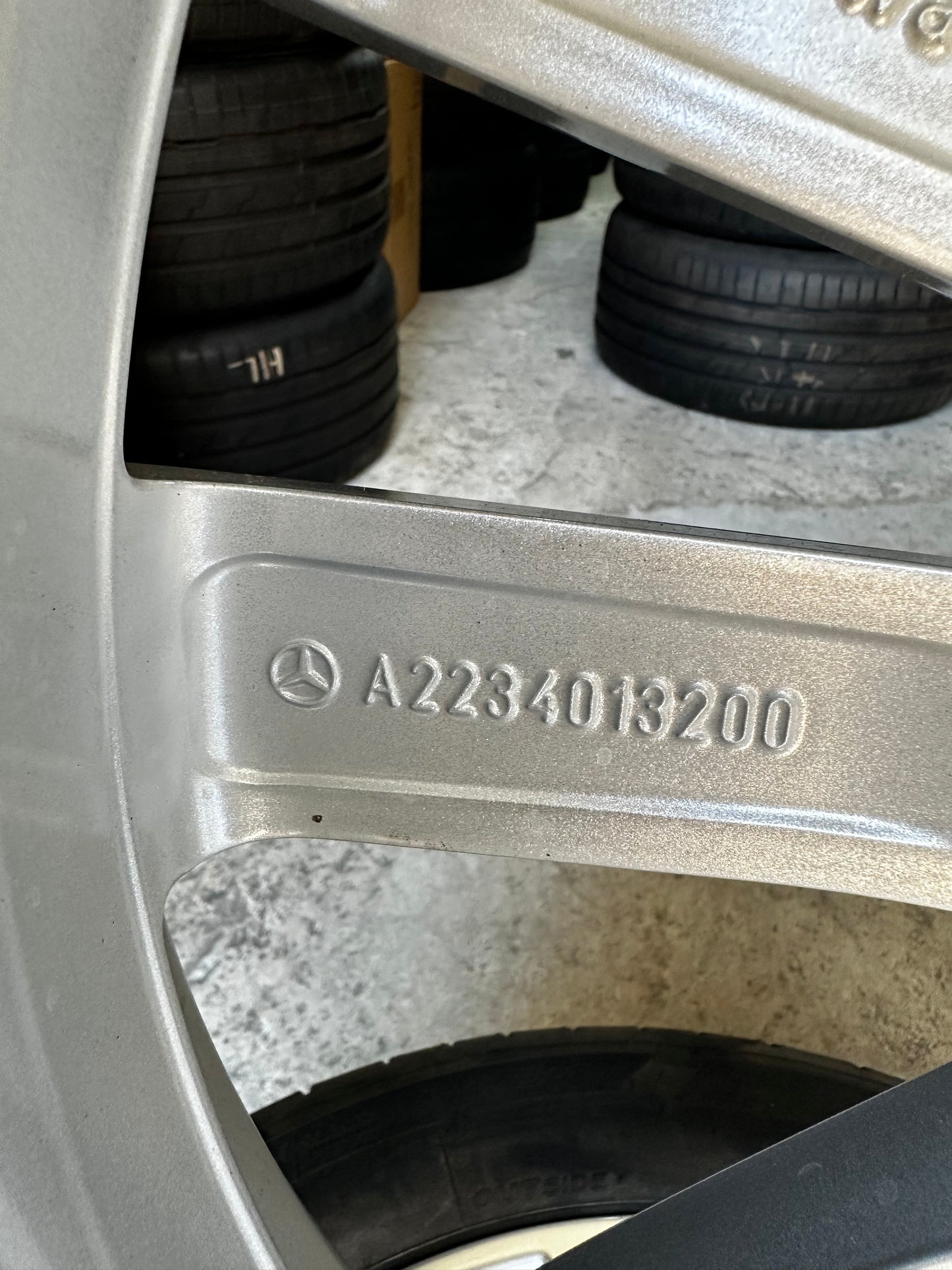 Като Нови Mercedes S Klasse W223 V223 19 Zoll Мерцедес С Класа W223 V223 19 Цола джанти летен комплект летни гуми