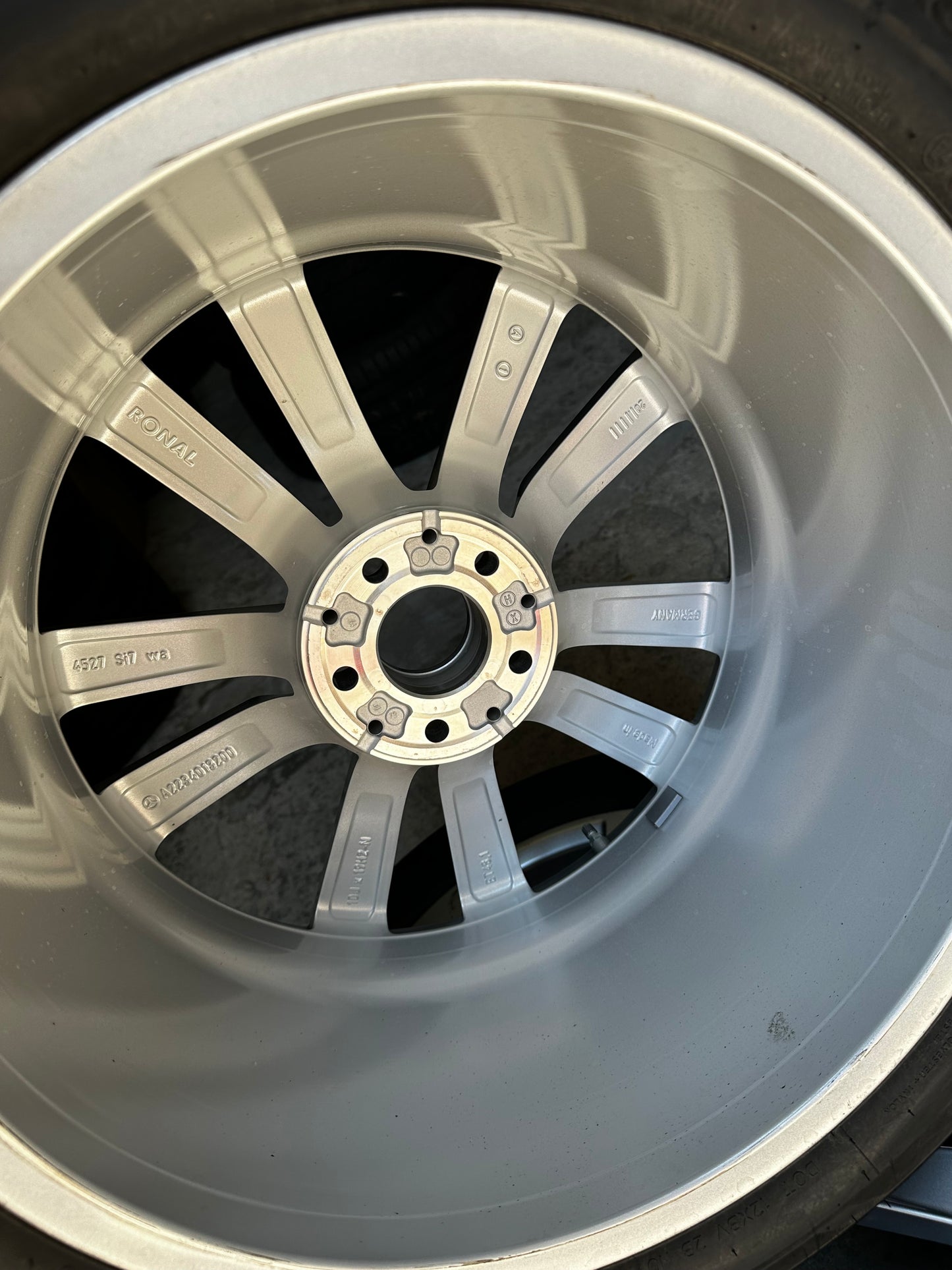 Като Нови Mercedes S Klasse W223 V223 19 Zoll Мерцедес С Класа W223 V223 19 Цола джанти летен комплект летни гуми
