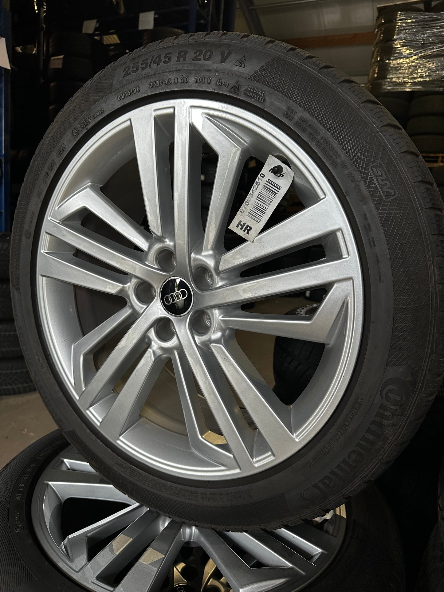 Оригинал Audi Q5 SQ5 FY 8OA 20 Zoll Ауди Ку5 Алуминиеви джанти 255 45 20 цола зимен комплект зимни гуми