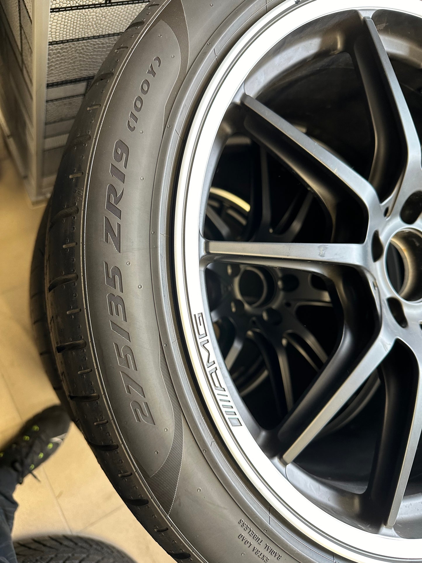Като Нови Mercedes AMG GT-R W190 19/20 Zoll Мерцедес 19/20 цола Джанти летен комплект летни гуми