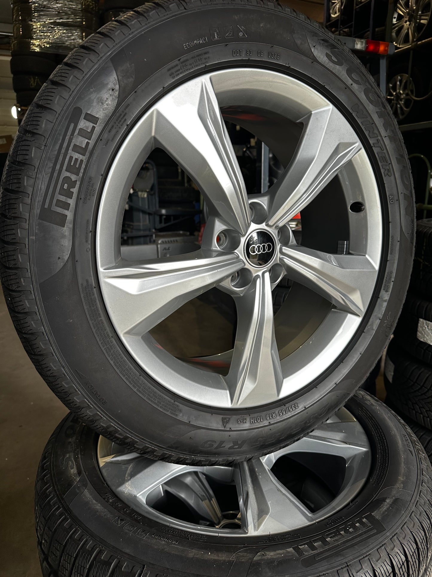 Audi Q5 SQ5 FY 8OA 19 Zoll Ауди Ку5 Алуминиеви джанти 235 55 19 цола зимен комплект зимни гуми