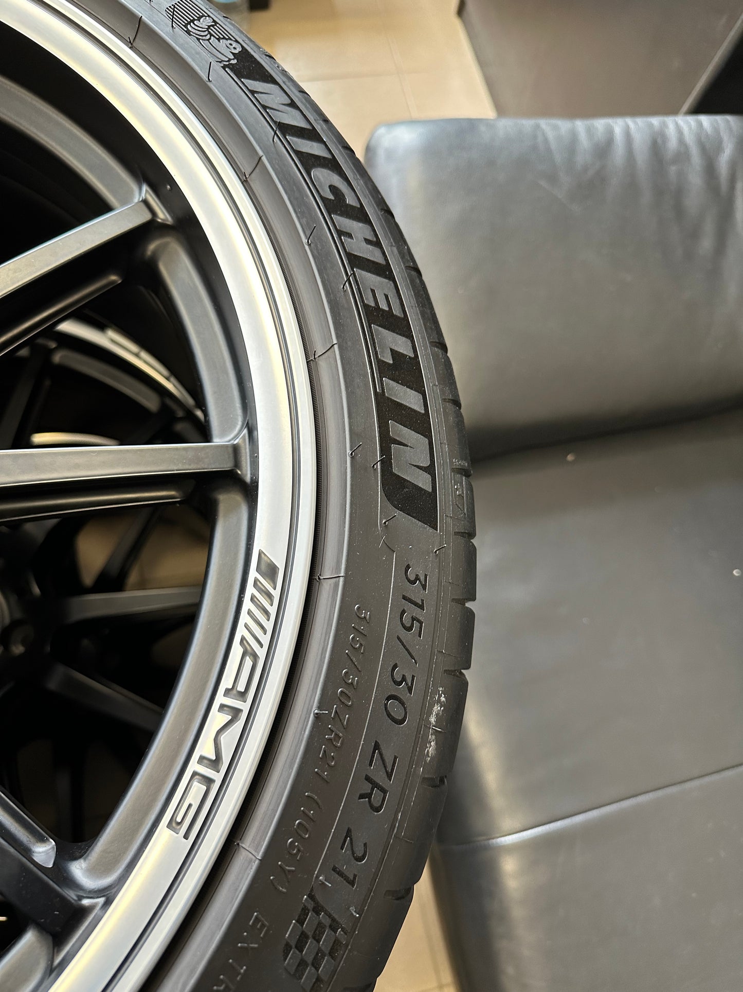 Mercedes AMG GT 4 door W290 21 Zoll Мерцедес AMG GT 21 цол джанти летен комплект летни гуми