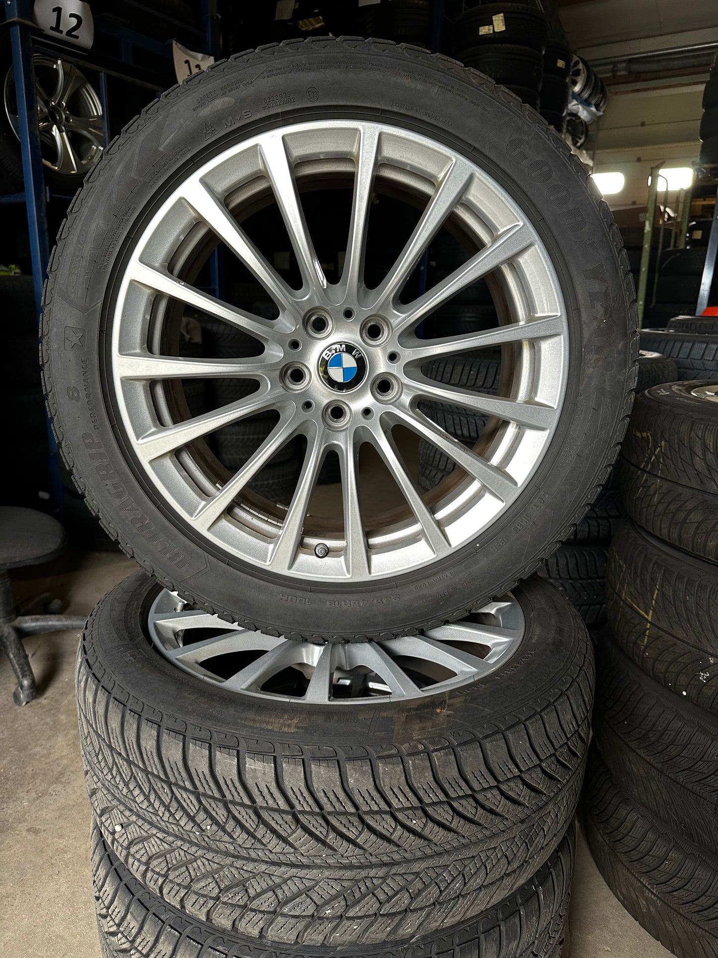 BMW 5er G30 G31 18 Zoll Бмв 5-та серия 18 цола Алуминиеви джанти зимен комплект зимни гуми
