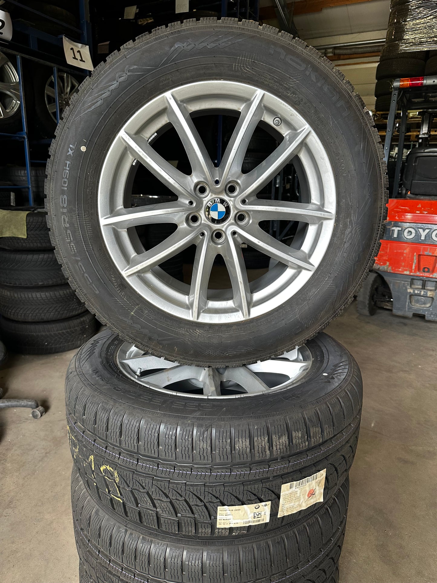 Нови Оригинални BMW X5 G05 18 Zoll Бмв 255 55 18 цола зимен комплект зимни гуми 5x112