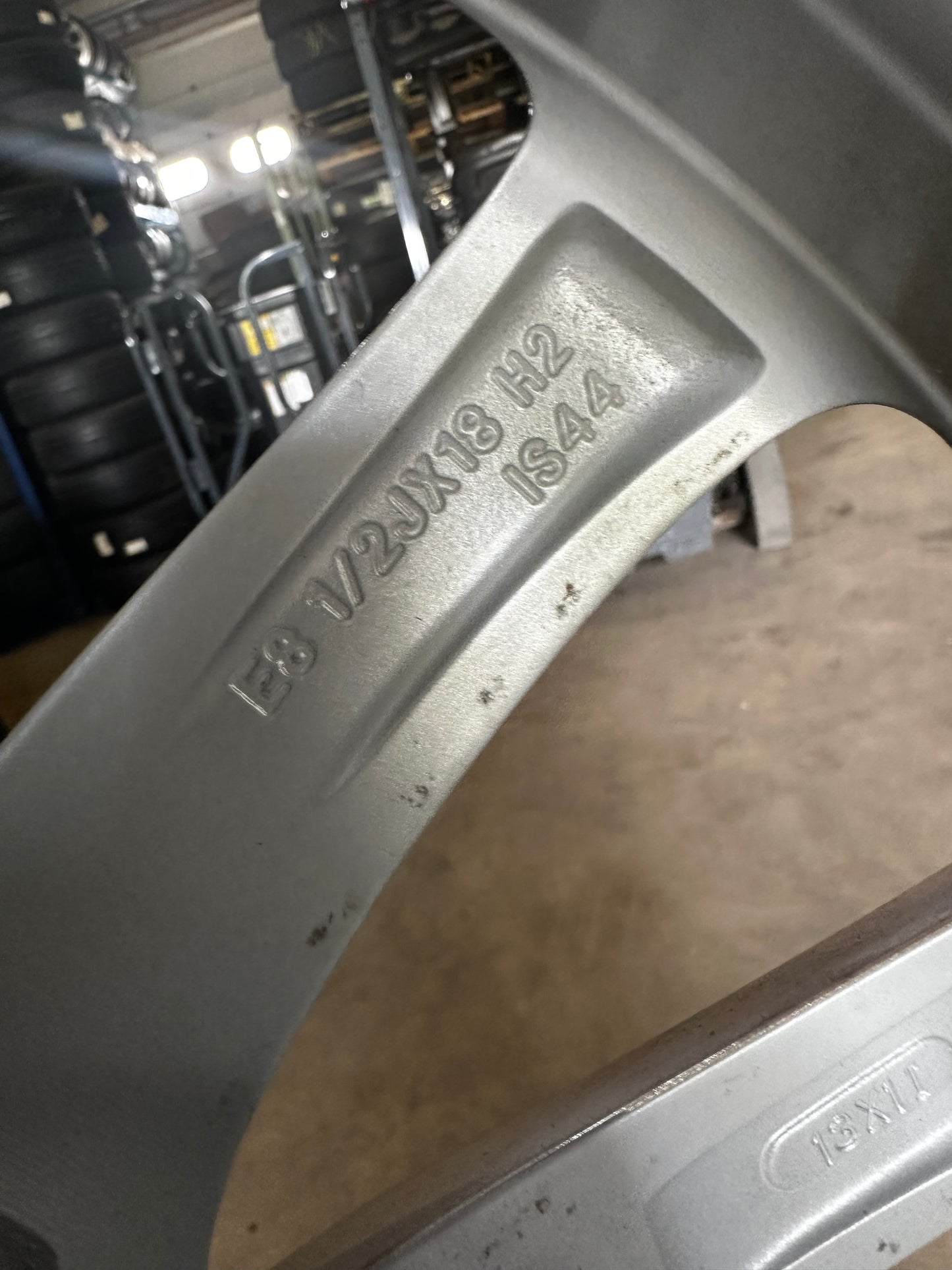 Нови Оригинални BMW X5 G05 18 Zoll Бмв 255 55 18 цола зимен комплект зимни гуми 5x112