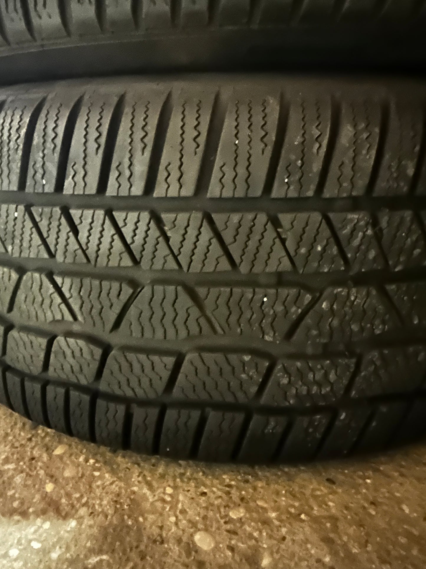 Audi A4 A5 S4 S5 B9 8W 19 Zoll Ауди А4 А5 С4 С5 Алуминиеви джанти 255 35 19 цола зимен комплект зимни Гуми