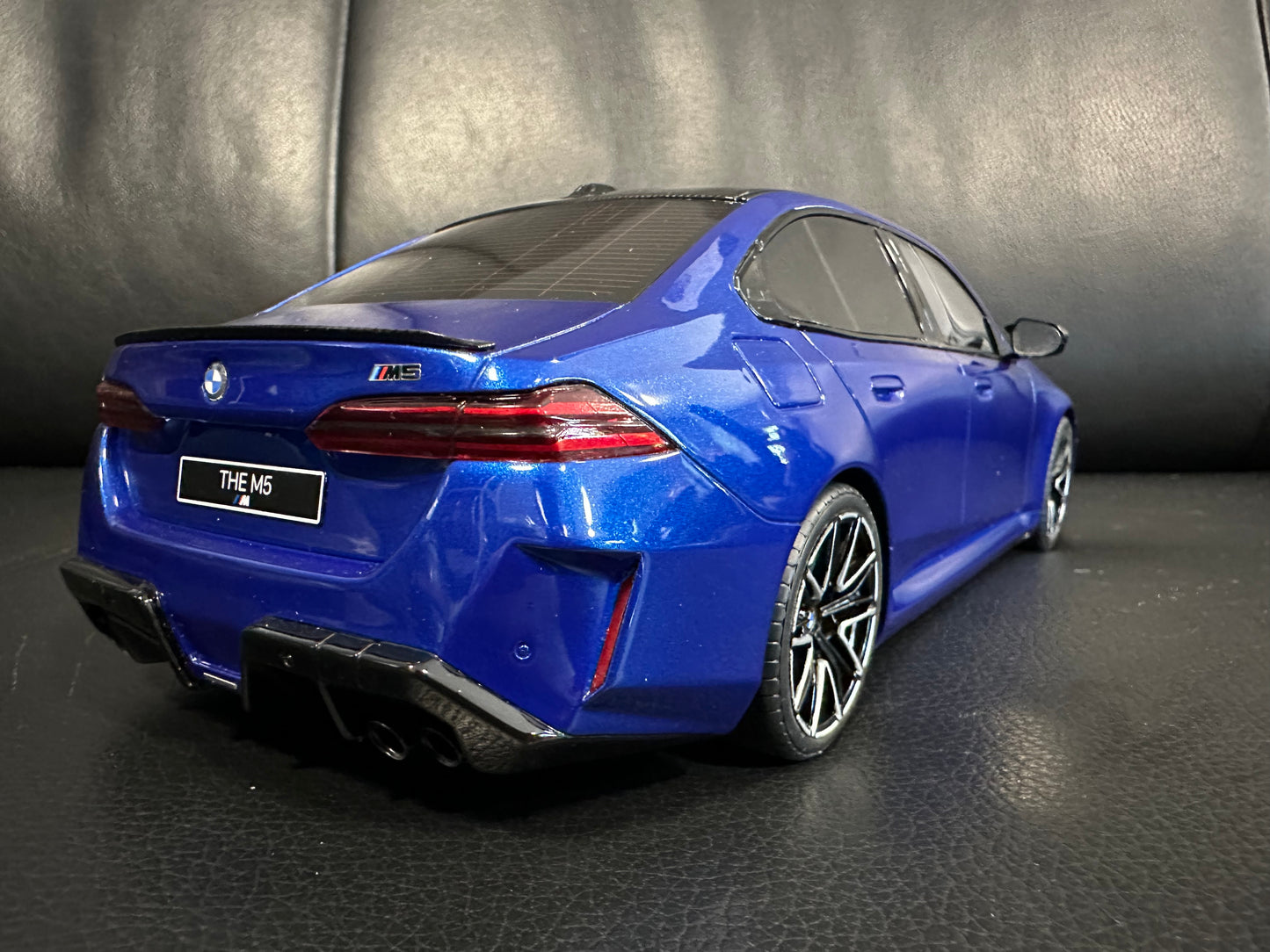 Bmw M5 G90 Marina Bay Blue Limited 79/1600 1:18 GT Spirit GT507 Бмв М5 Г90 Лимитирана