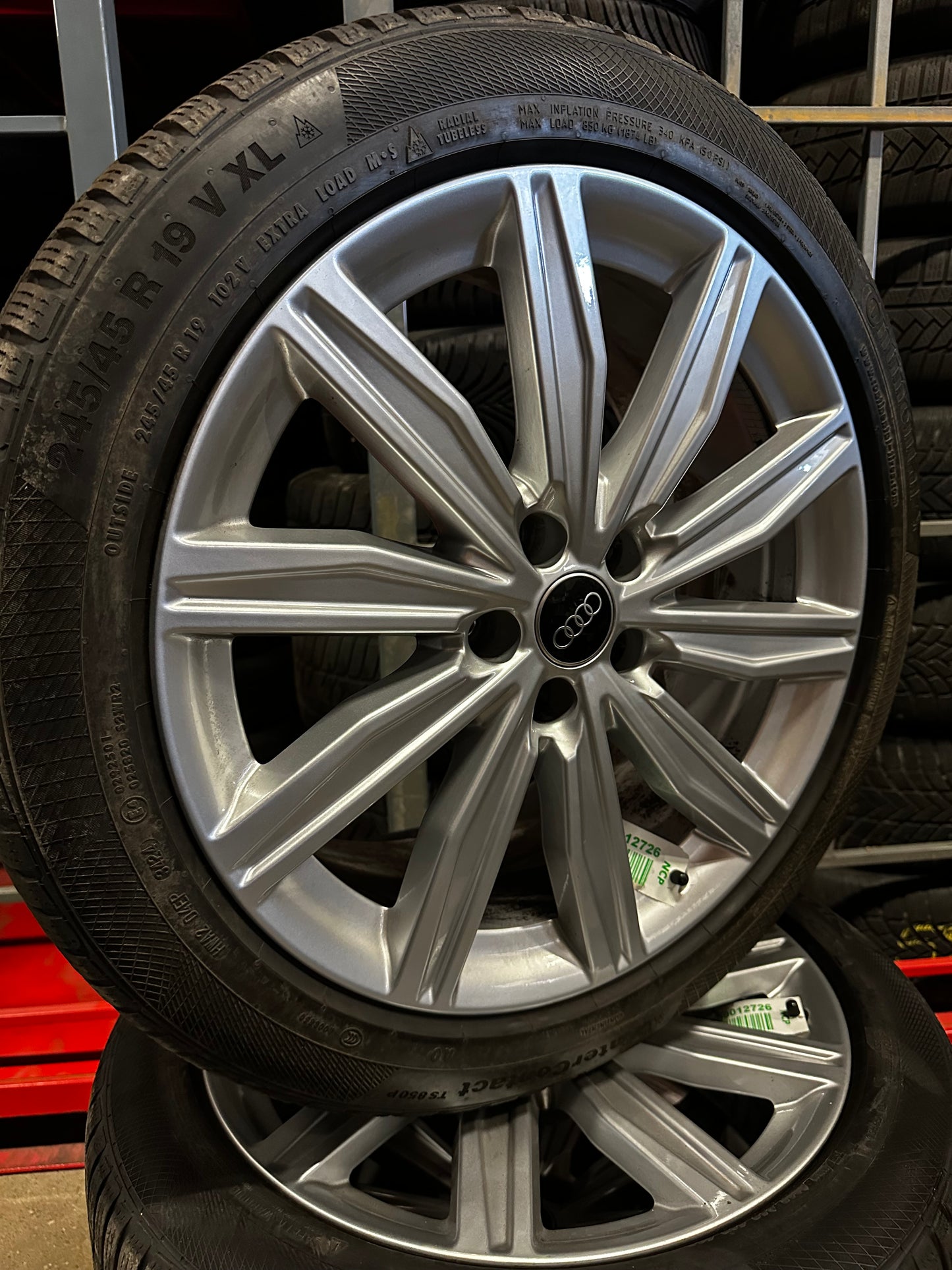 Оригинал Audi A6 S6 4K C8 19 Zoll Ауди А6 С6 4К Ц8 Алуминиеви джанти 19 цола зимен комплект зимни Гуми