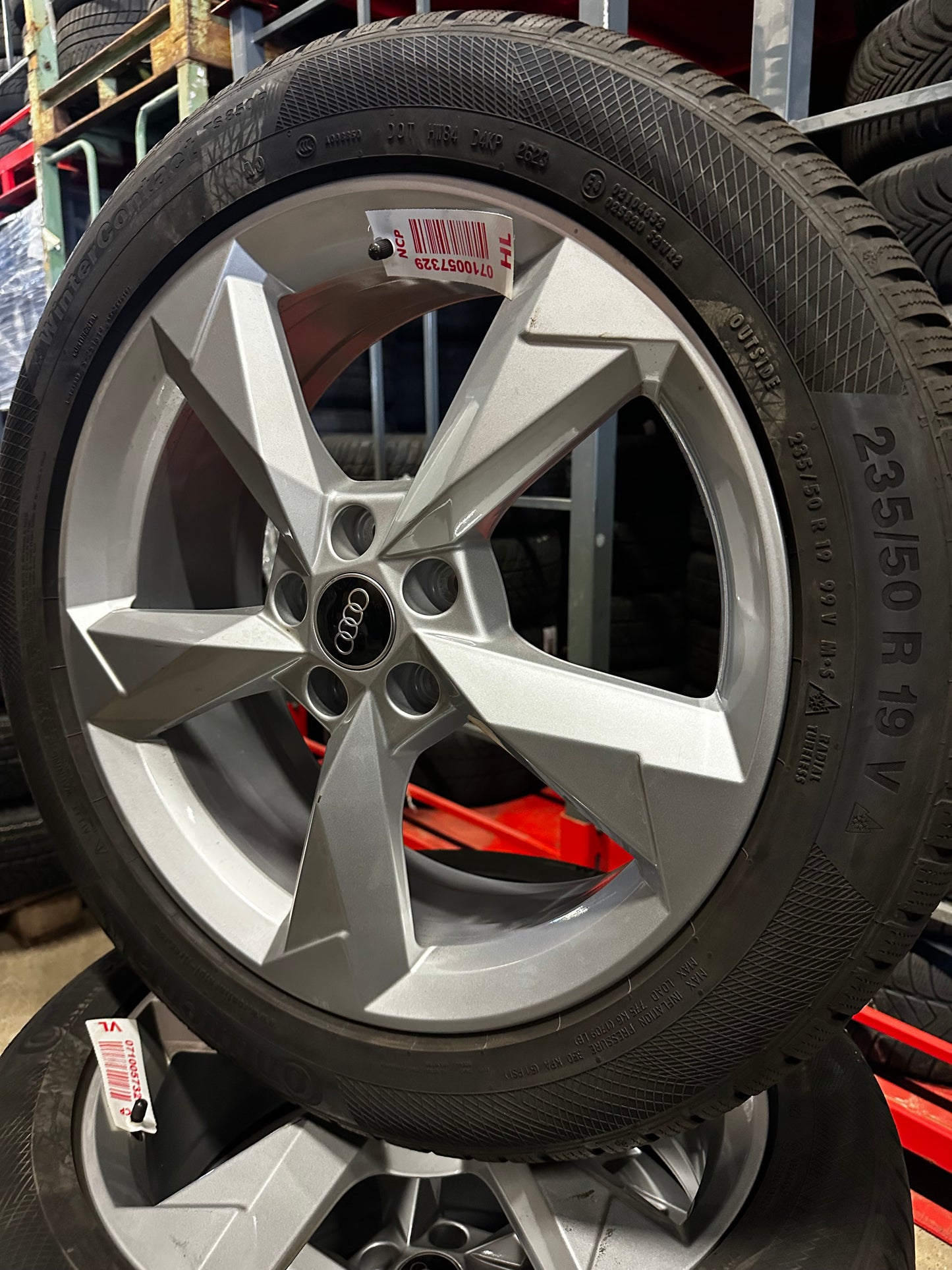 Оригинал Audi Q3 83A F3 19 Zoll Ауди КУ3 Алуминиеви джанти 235 50 19 цола зимен комплект зимни гуми