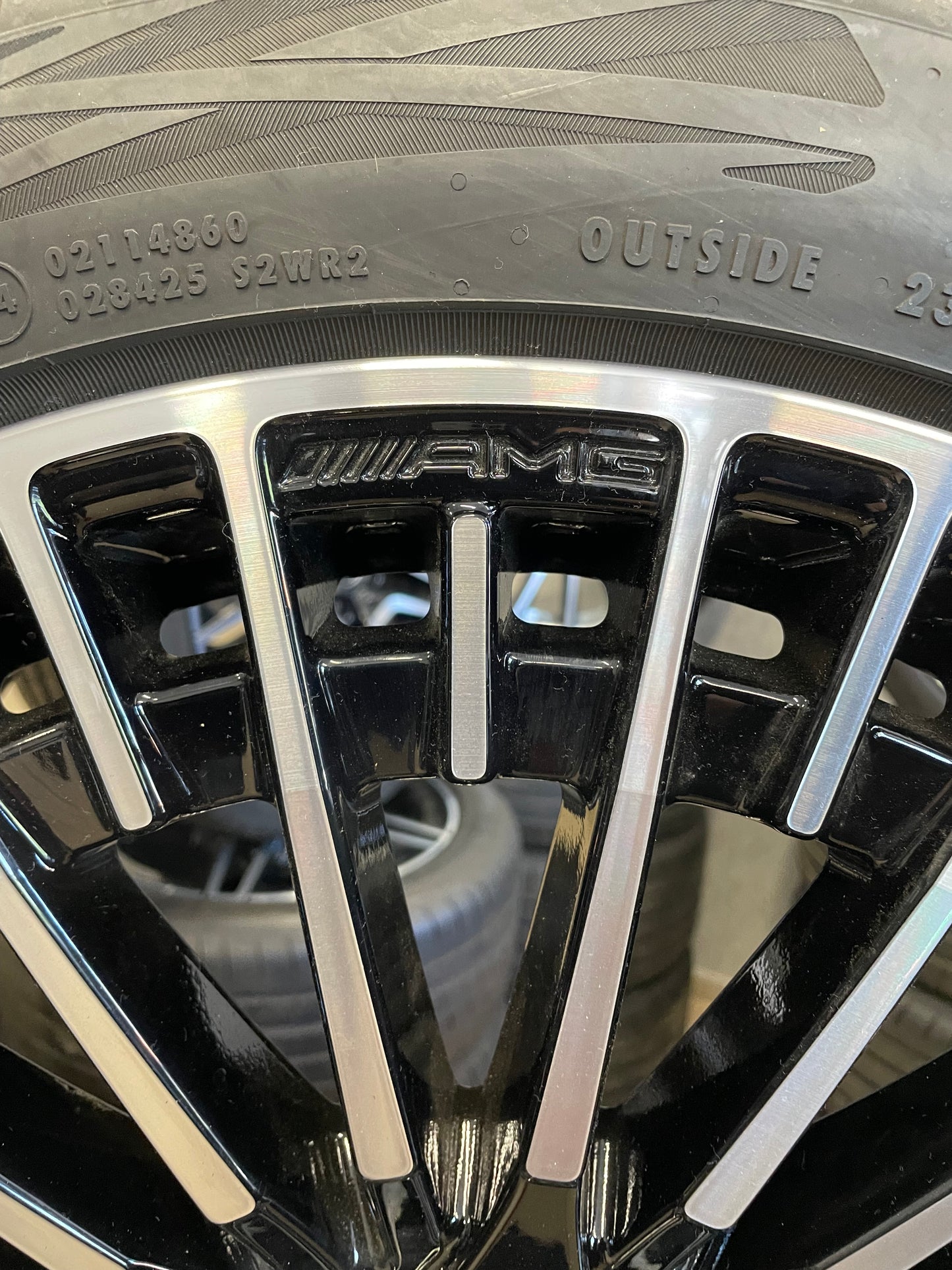 Като нови Mercedes EQA EQB H243 X243 20 Zoll AMG Мерцедес 20 цола AMG джанти летен комплект летни гуми