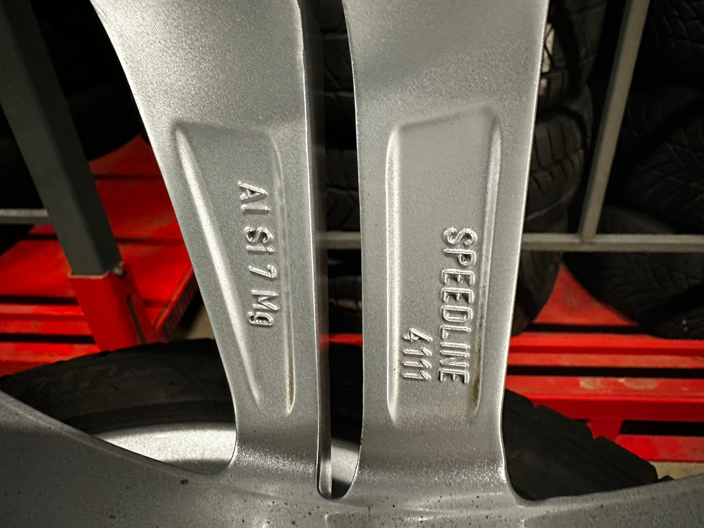 Audi A4 S4 B9 8W 18 Zoll Ауди А4 С4 Б9 Алуминиеви джанти 18 цола зимен комплект зимни Гуми