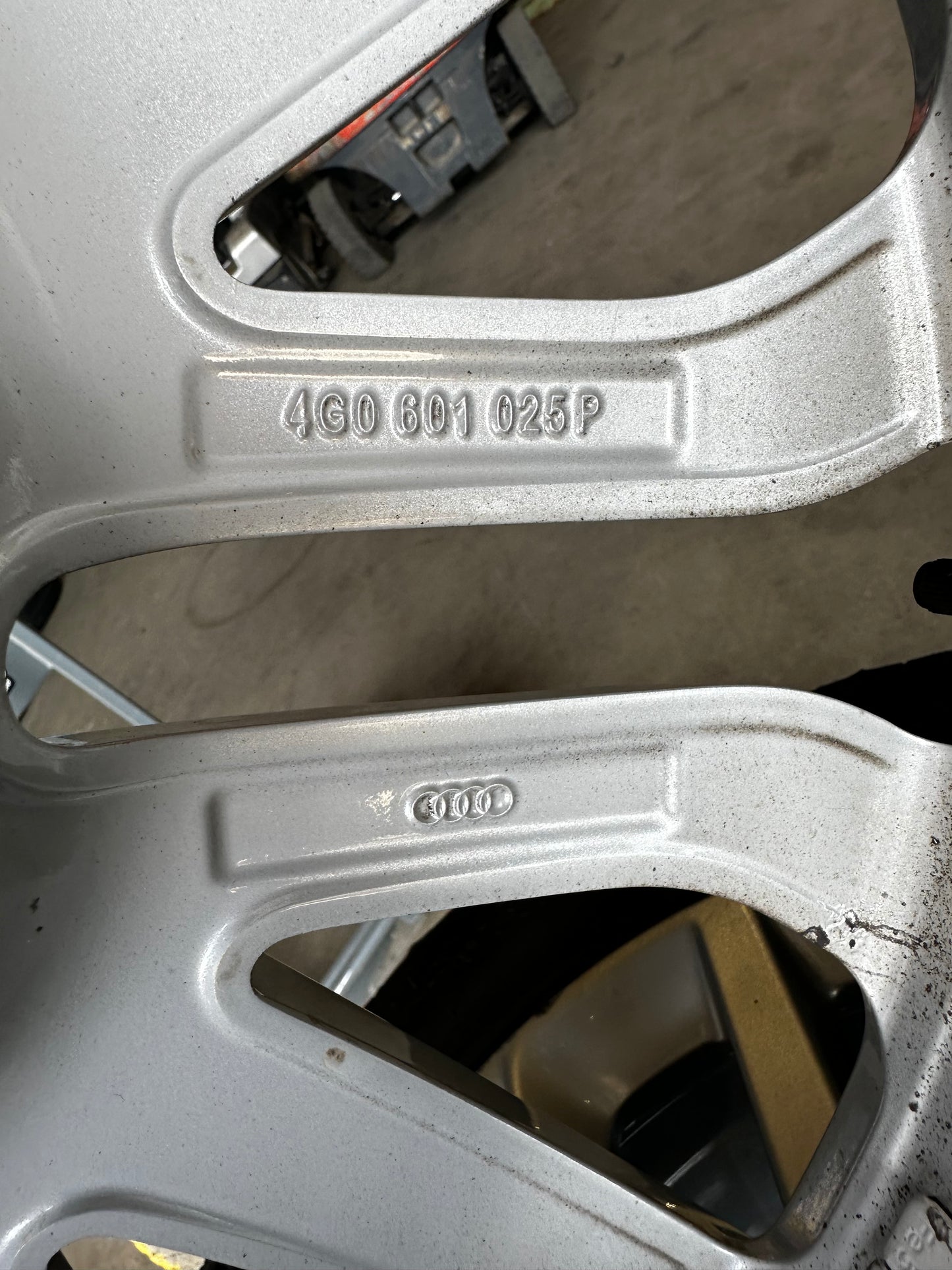 Оригинал Audi A6 S6 4G C7 19 Zoll Ауди А6 С6 4Г Ц7 Алуминиеви джанти 19 цола зимен комплект зимни Гуми