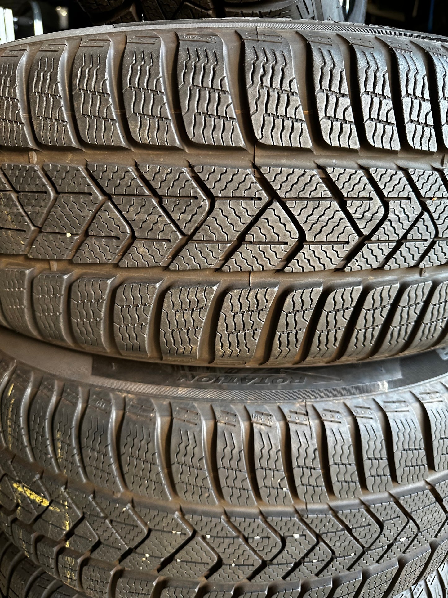 Оригинал BMW X1 X2 F48 F39 18 Zoll Бмв 225 50 18 цола зимен комплект зимни гуми 5x112