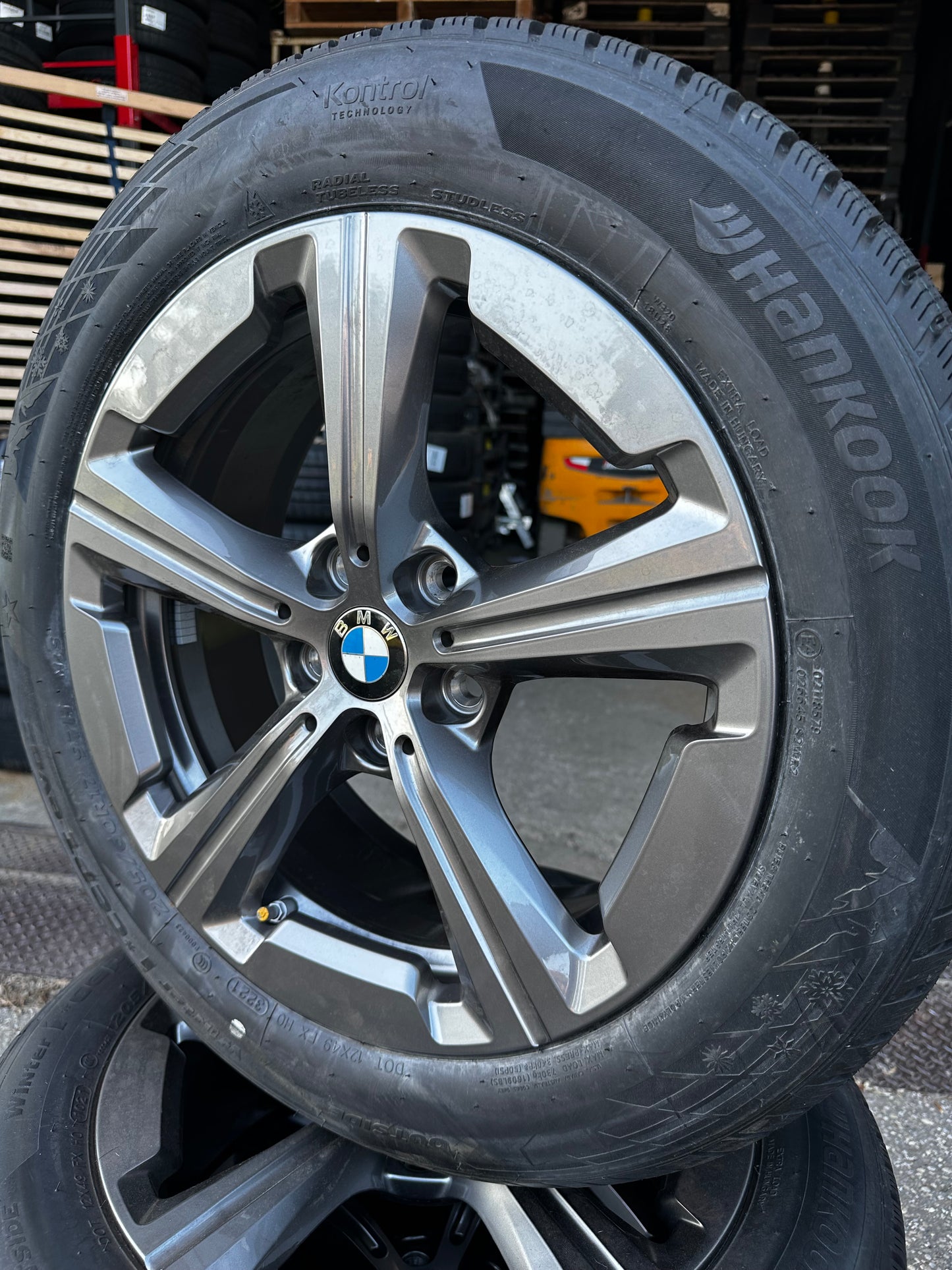 Оригинал като нови BMW 2er U06 Active Tourer X1 U11 205 60 17 Zoll 832 Бмв 2-ра серия Актив Турер У06 У11 205 60 17 цола Алуминиеви джанти зимен комплект зимни гуми