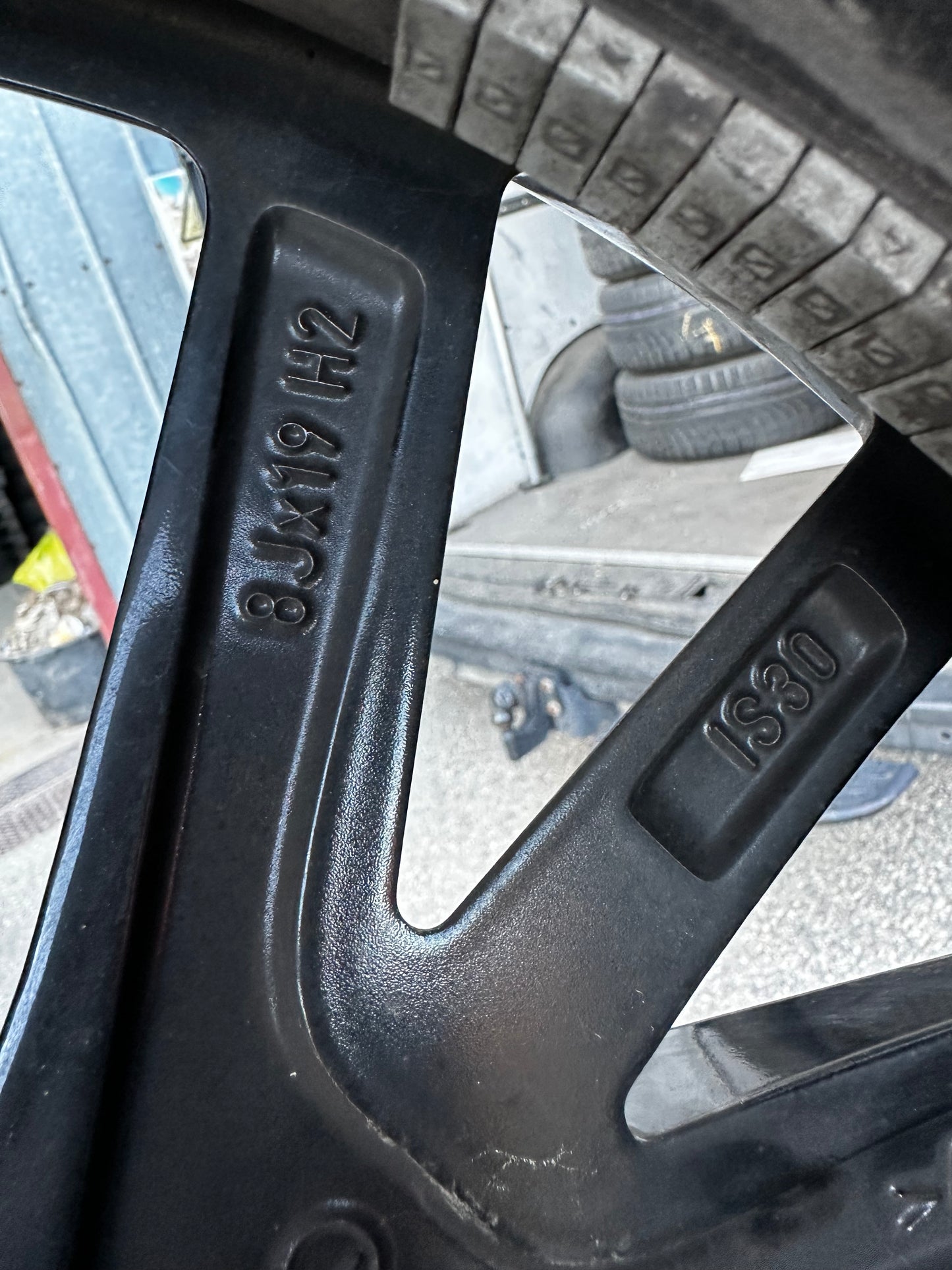 BMW 5er G30 G31 19 Zoll 845M Бмв 5-та серия 19 цола 845М Алуминиеви джанти зимен комплект зимни гуми