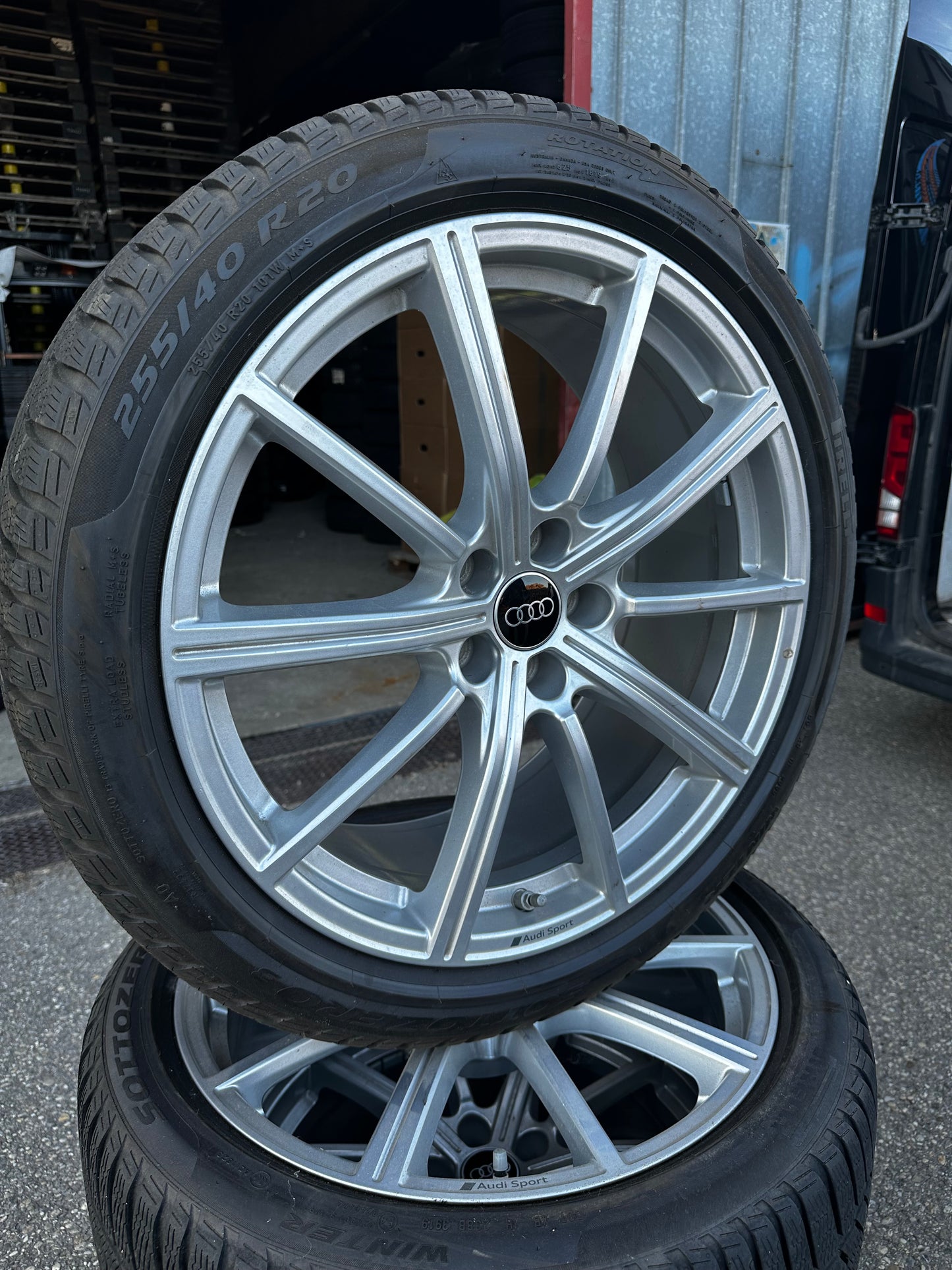 Audi RSQ3 SQ3 83A F3 20 Zoll Ауди Алуминиеви джанти 255 40 20 цола зимен комплект зимни гуми