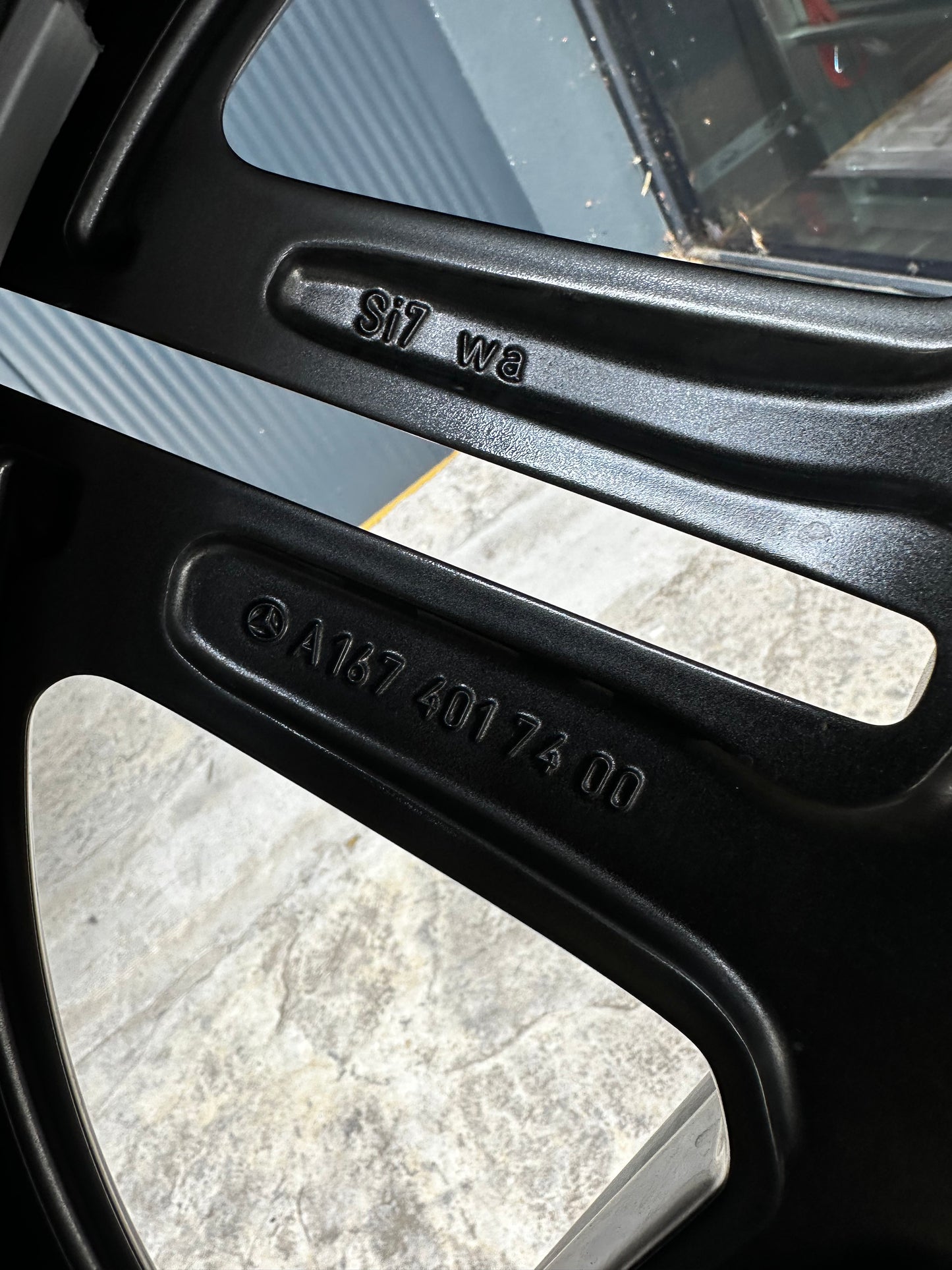 Оригинал като нови Mercedes GLS X167 W167 21 Zoll AMG Мерцедес ГЛС 21 цола АМГ джанти летен комплект летни гуми