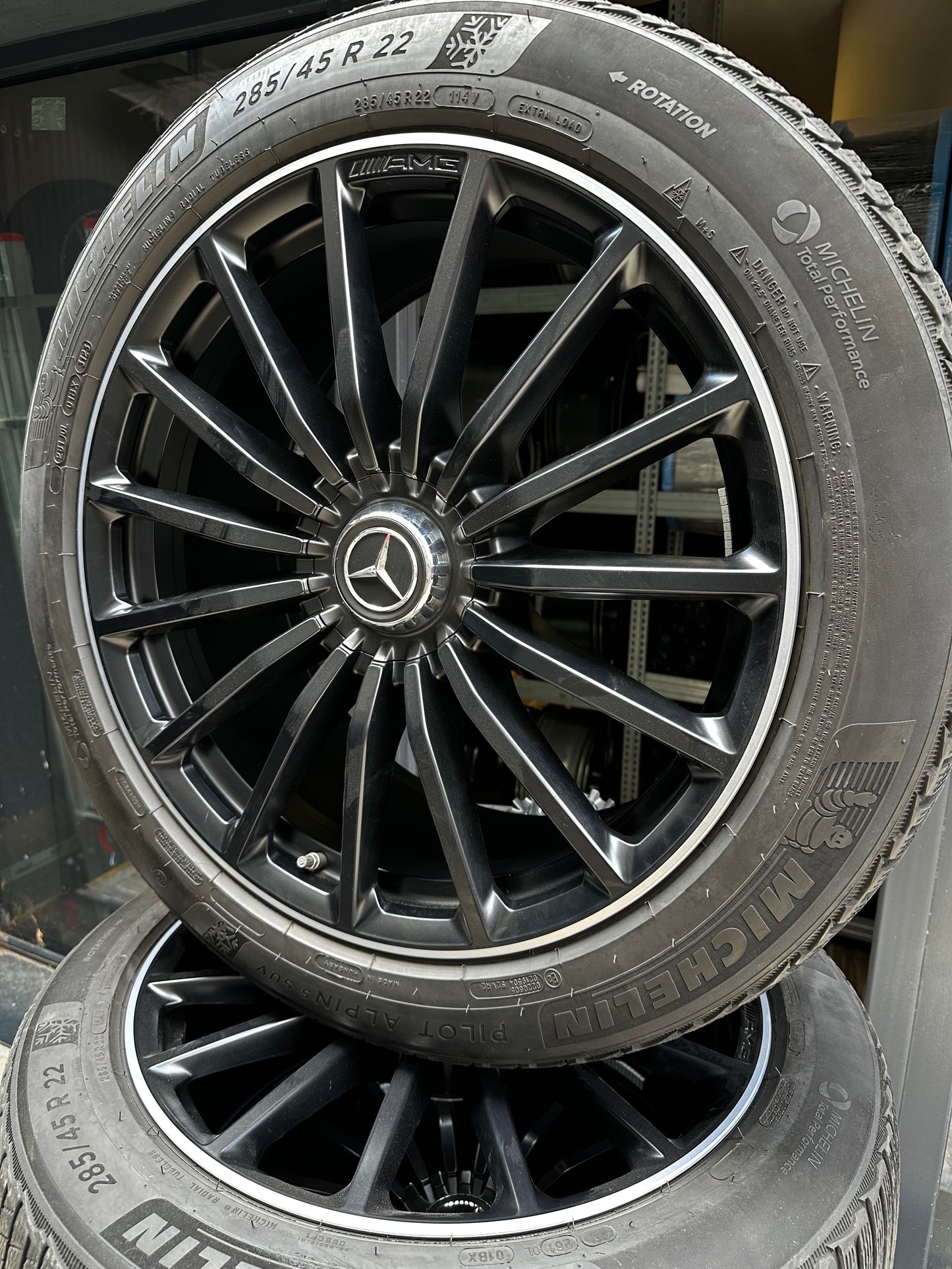 Оригинал Mercedes GLS63 22 Zoll AMG Мерцедес ГЛС63 X167 W167 22 цола джанти зимен комплект зимни гуми