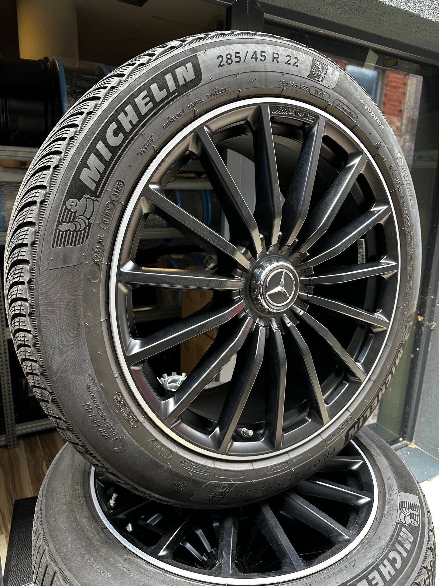 Оригинал Mercedes GLS63 22 Zoll AMG Мерцедес ГЛС63 X167 W167 22 цола джанти зимен комплект зимни гуми