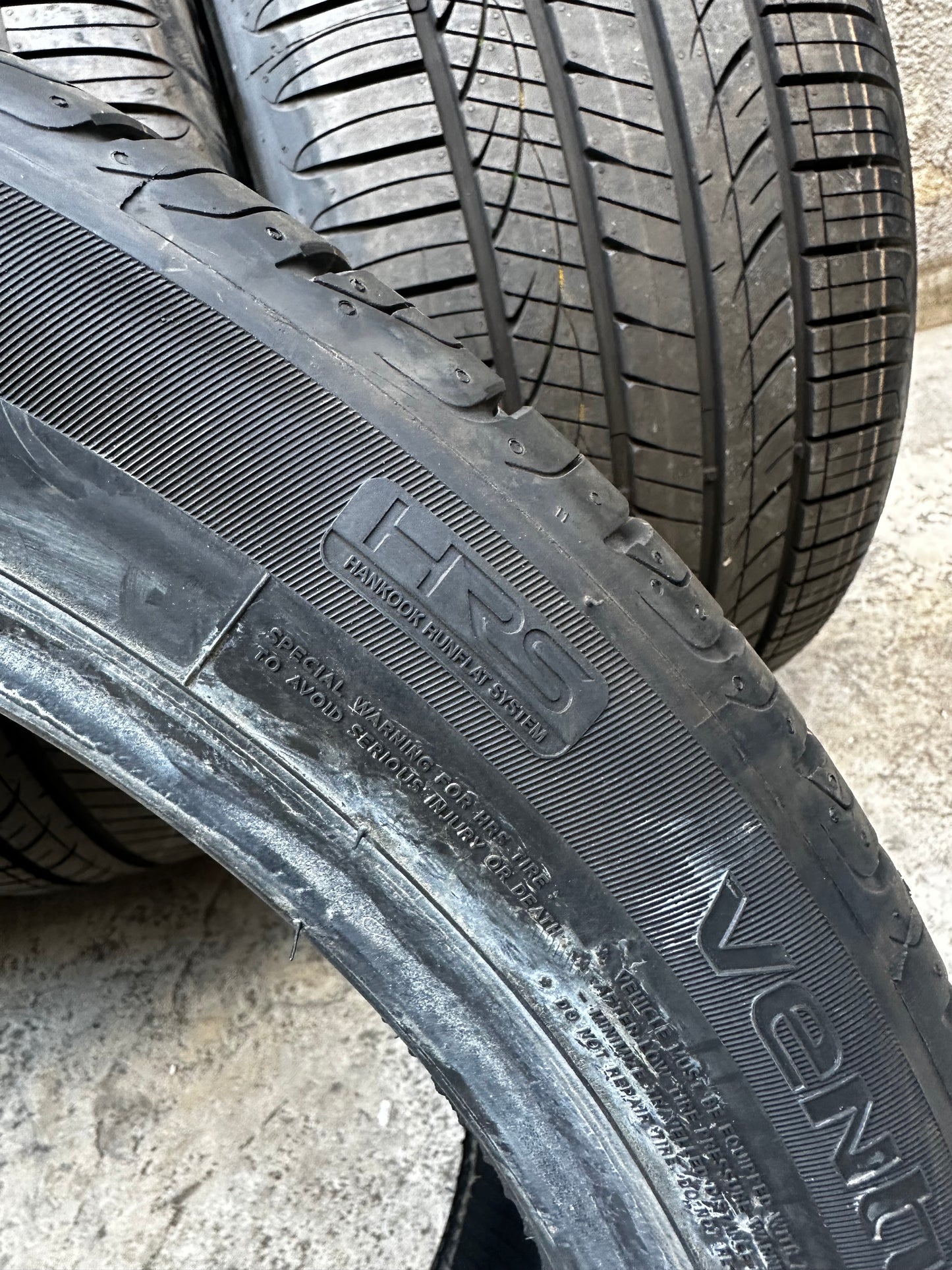 4 x Употребявани Като Нови летни Гуми Hankook Mercedes Bmw 255 40 20 / 285 35 20 Цола Мерцедес Бмв