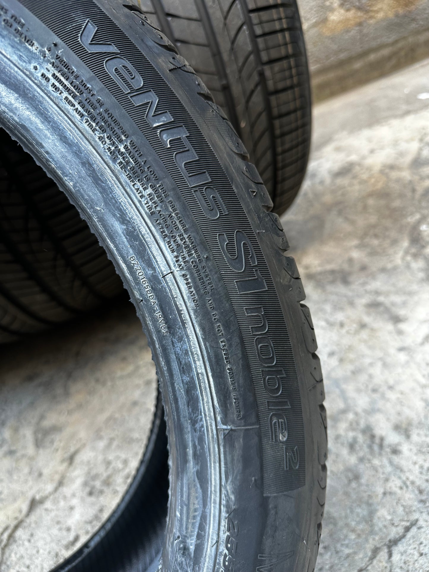 4 x Употребявани Като Нови летни Гуми Hankook Mercedes Bmw 255 40 20 / 285 35 20 Цола Мерцедес Бмв
