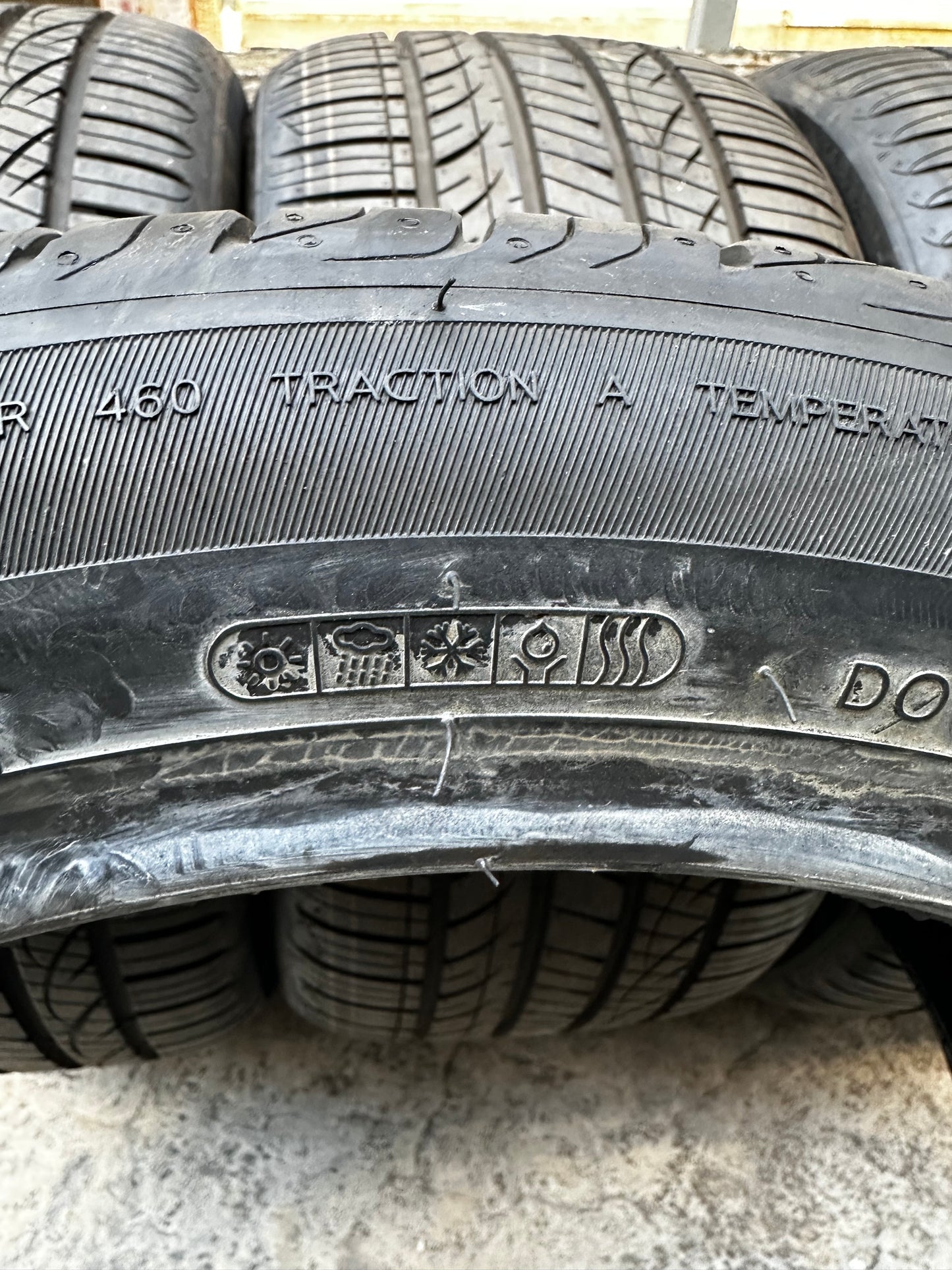 4 x Употребявани Като Нови летни Гуми Hankook Mercedes Bmw 255 40 20 / 285 35 20 Цола Мерцедес Бмв