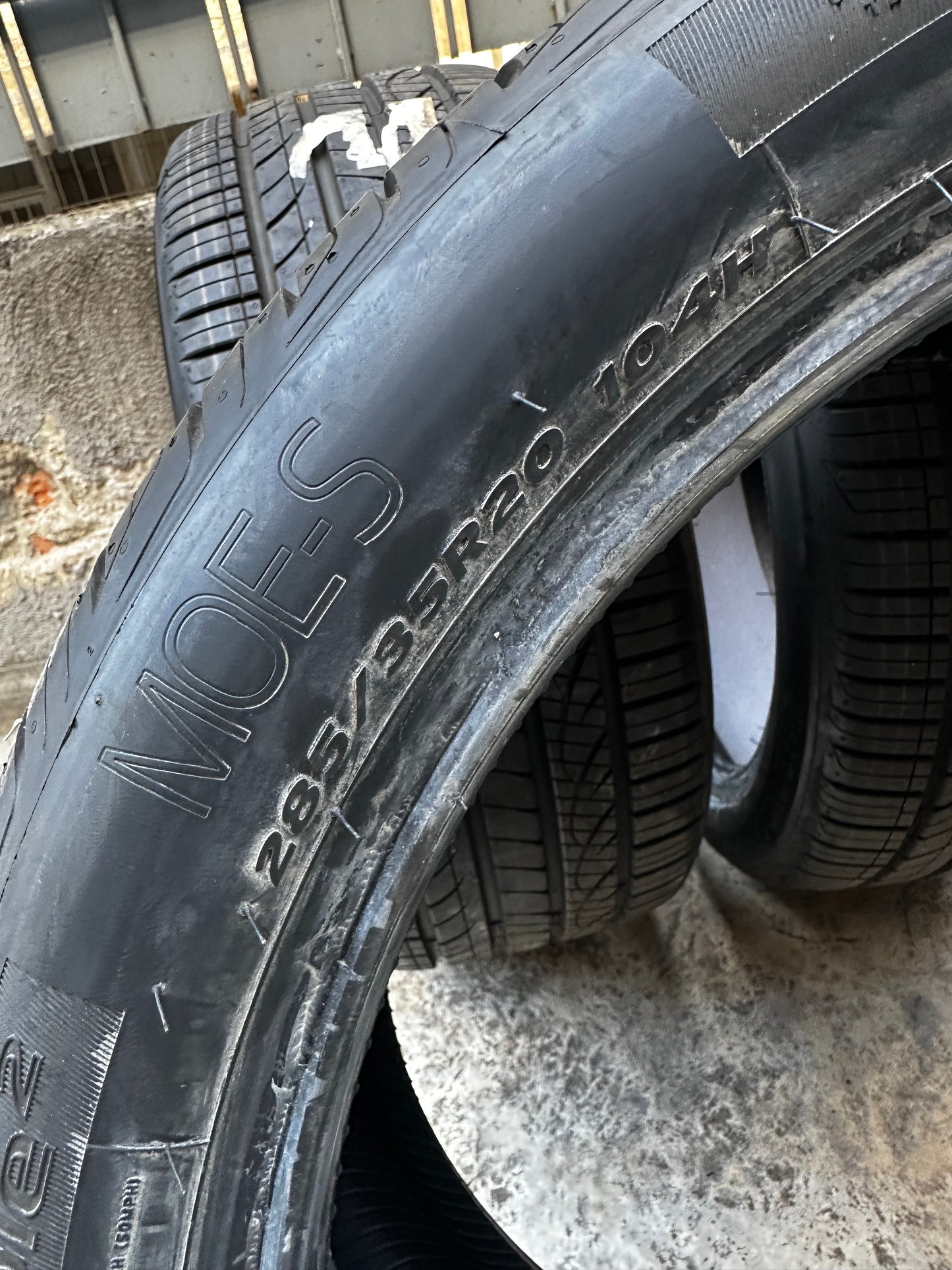 4 x Употребявани Като Нови летни Гуми Hankook Mercedes Bmw 255 40 20 / 285 35 20 Цола Мерцедес Бмв