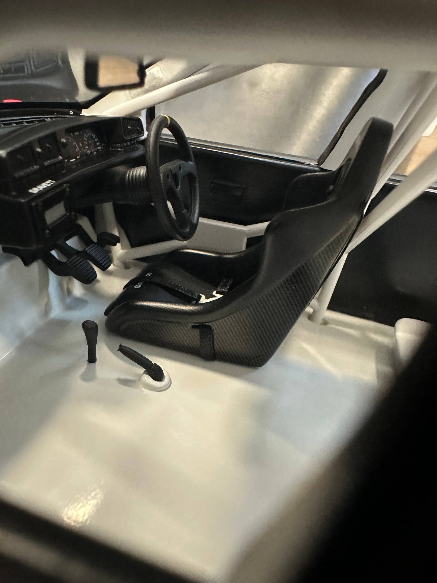 Peugeot 405 Mi16 BTCC 1992 Robb Gravett 1:18 Ottomobile Otto OT 1141 Пежо 405 Рали Лимитирана бял