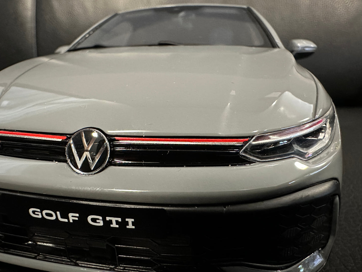 Volkswagen VW Golf VIII GTI 2024 Ottomobile OT1137 grey 1:18  Фолксваген Голф 8 Лимитирана сив