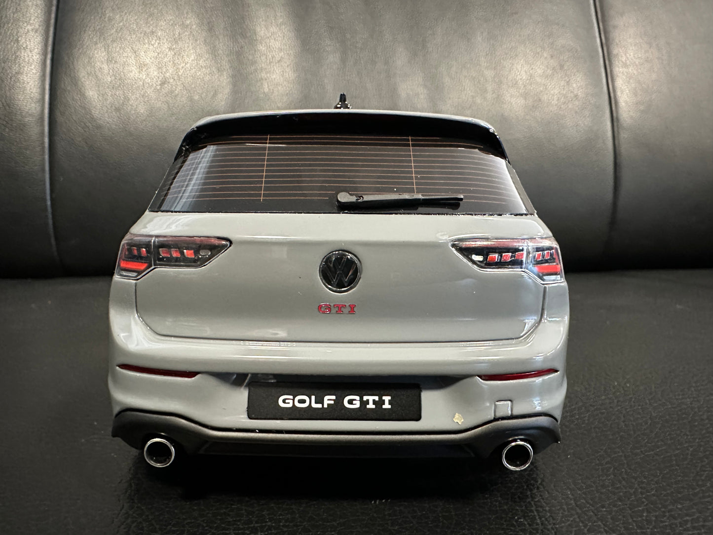 Volkswagen VW Golf VIII GTI 2024 Ottomobile OT1137 grey 1:18  Фолксваген Голф 8 Лимитирана сив