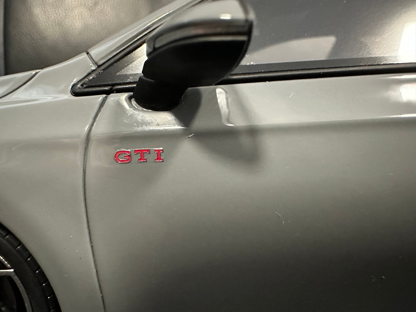 Volkswagen VW Golf VIII GTI 2024 Ottomobile OT1137 grey 1:18  Фолксваген Голф 8 Лимитирана сив