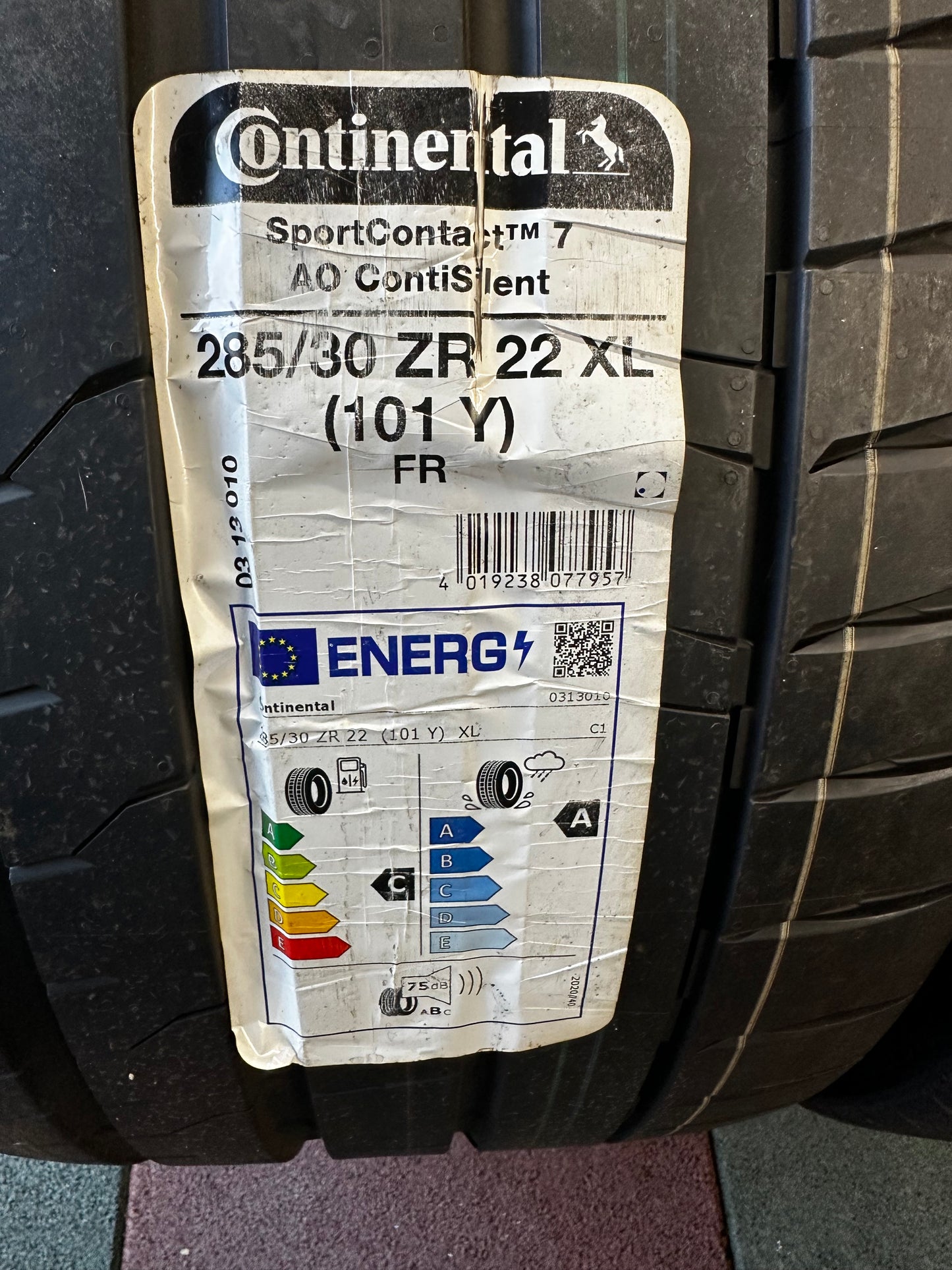 Употребявани Като Нови летни Гуми Continental Sport Contact 7 285 30 22 Цола 285 30 22 Zoll AO хомологация