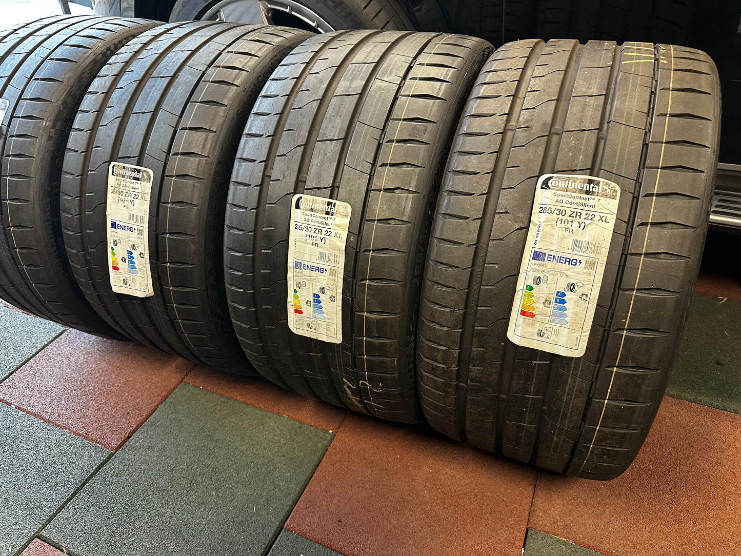 Употребявани Като Нови летни Гуми Continental Sport Contact 7 285 30 22 Цола 285 30 22 Zoll AO хомологация
