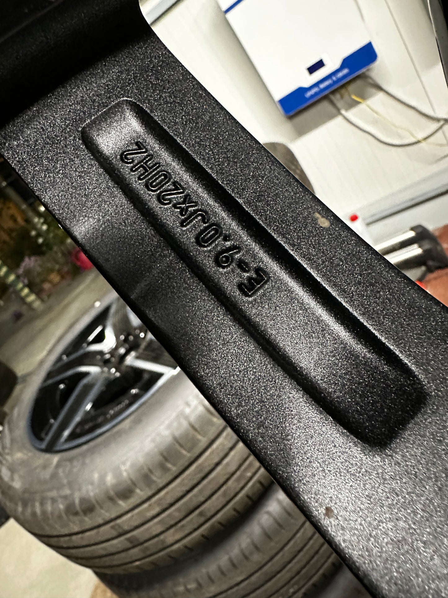 Оригинал като нови Audi Q7 SQ7 4M 285 45 20 Zoll Ауди Q7 SQ7 Алуминиеви джанти 285 45 20 цола летен комплект летни гуми