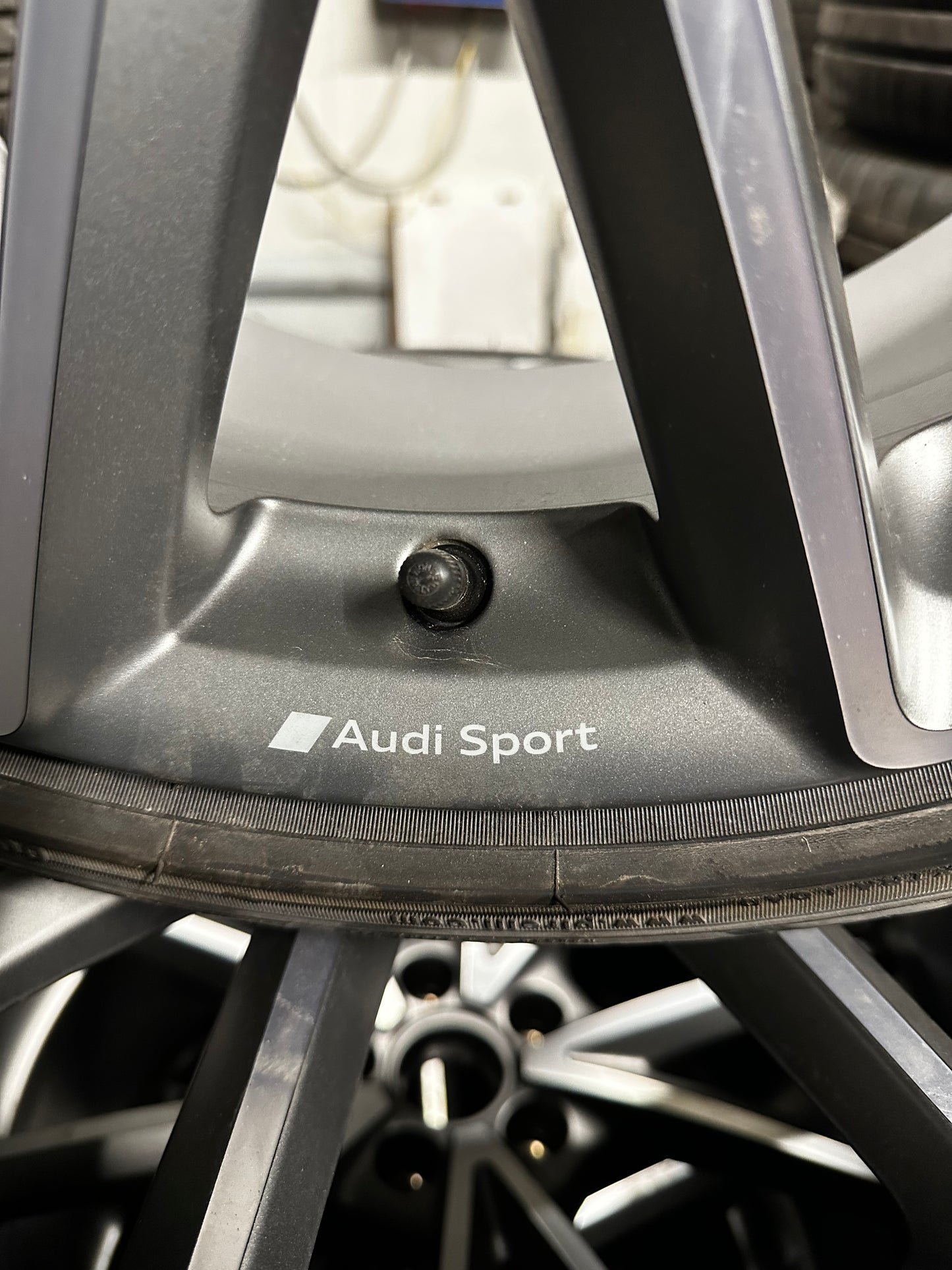 Оригинал Като нови Audi TTS TTRS 8S FV 20 Zoll Ауди ТТС ТТРС Алуминиеви джанти 20 цола летен комплект летни гуми
