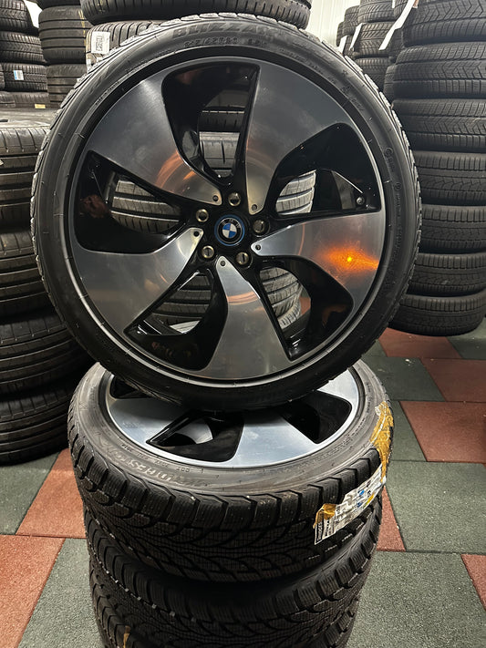 Оригинал BMW i8 L12 L15 20 Zoll Бмв и8 Л12 Л15 215 45 20 цола зимен комплект зимни гуми