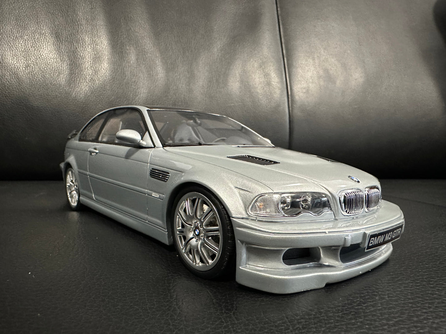 BMW M3 E46 GTR STREET 2001 SILVER OT1128 OTTOMOBILE Limitiert 1:18 Бмв M3 Е46 ГТР сив лимитирана