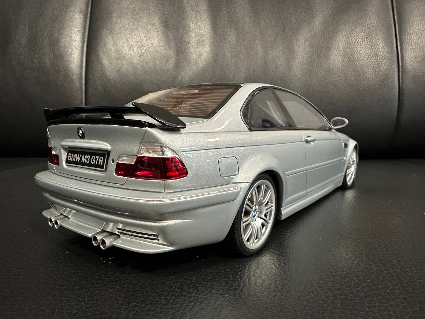 BMW M3 E46 GTR STREET 2001 SILVER OT1128 OTTOMOBILE Limitiert 1:18 Бмв M3 Е46 ГТР сив лимитирана