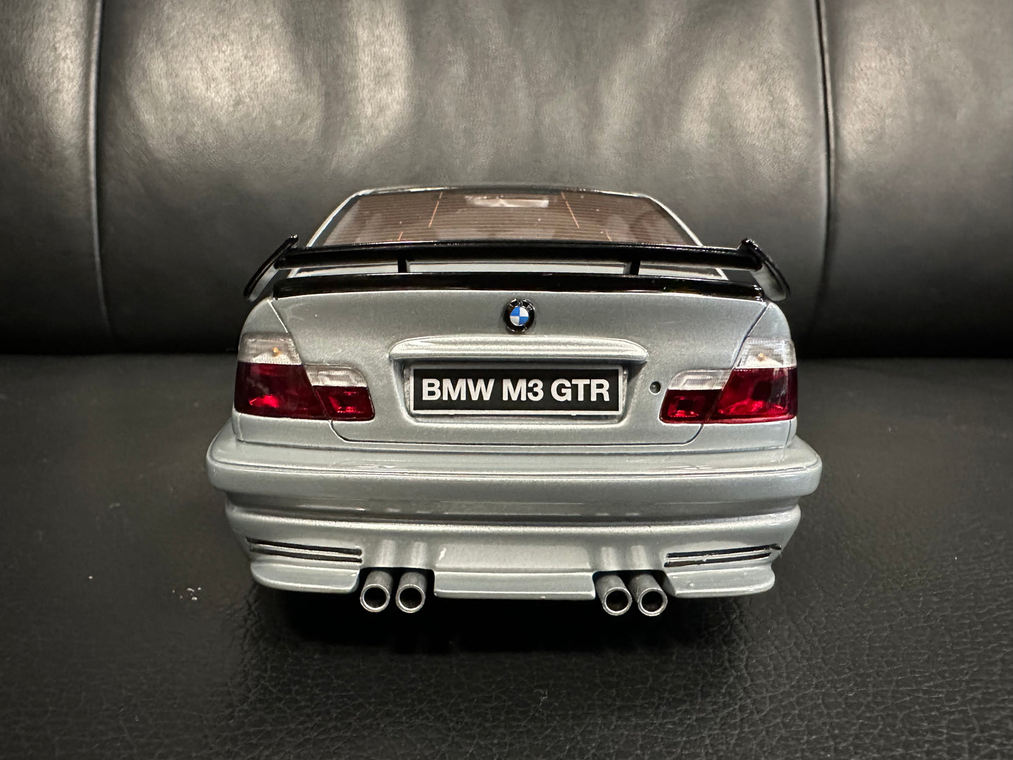 BMW M3 E46 GTR STREET 2001 SILVER OT1128 OTTOMOBILE Limitiert 1:18 Бмв M3 Е46 ГТР сив лимитирана