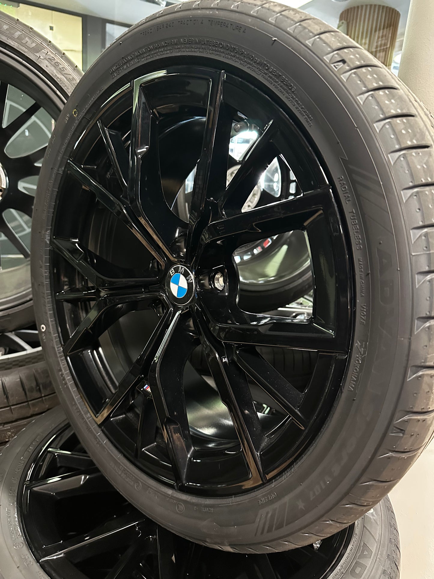 Оригинал като нови Bmw 5er G30 G31 19 Zoll 845M Бмв 5-та серия 19 цола 845М Алуминиеви джанти летен комплект летни гуми