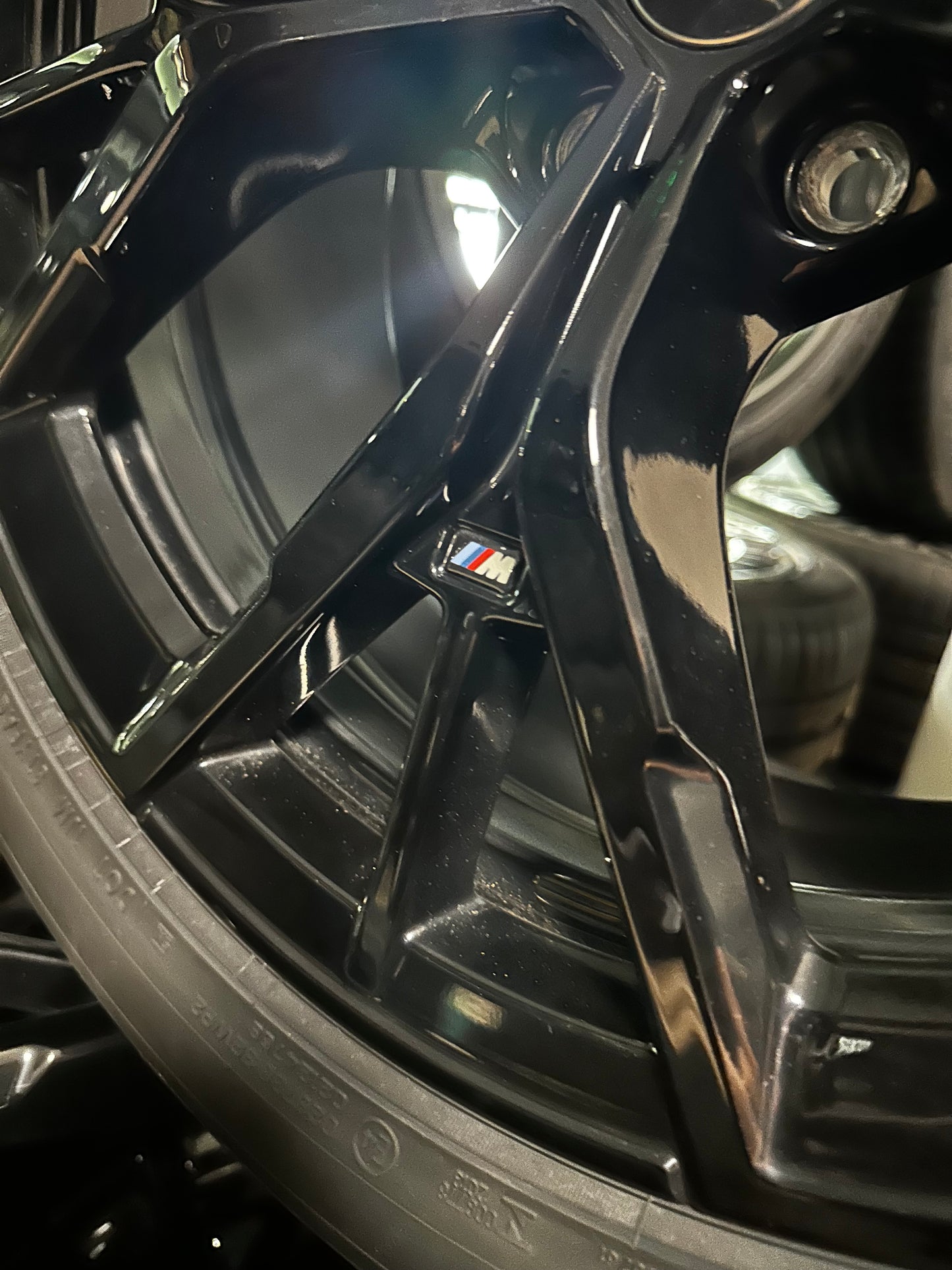 Оригинал като нови Bmw 5er G30 G31 19 Zoll 845M Бмв 5-та серия 19 цола 845М Алуминиеви джанти летен комплект летни гуми